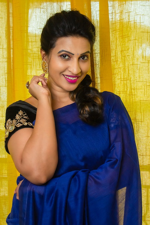 Morning Glory - Handloom Blue Cotton Saree- SHOBITAM