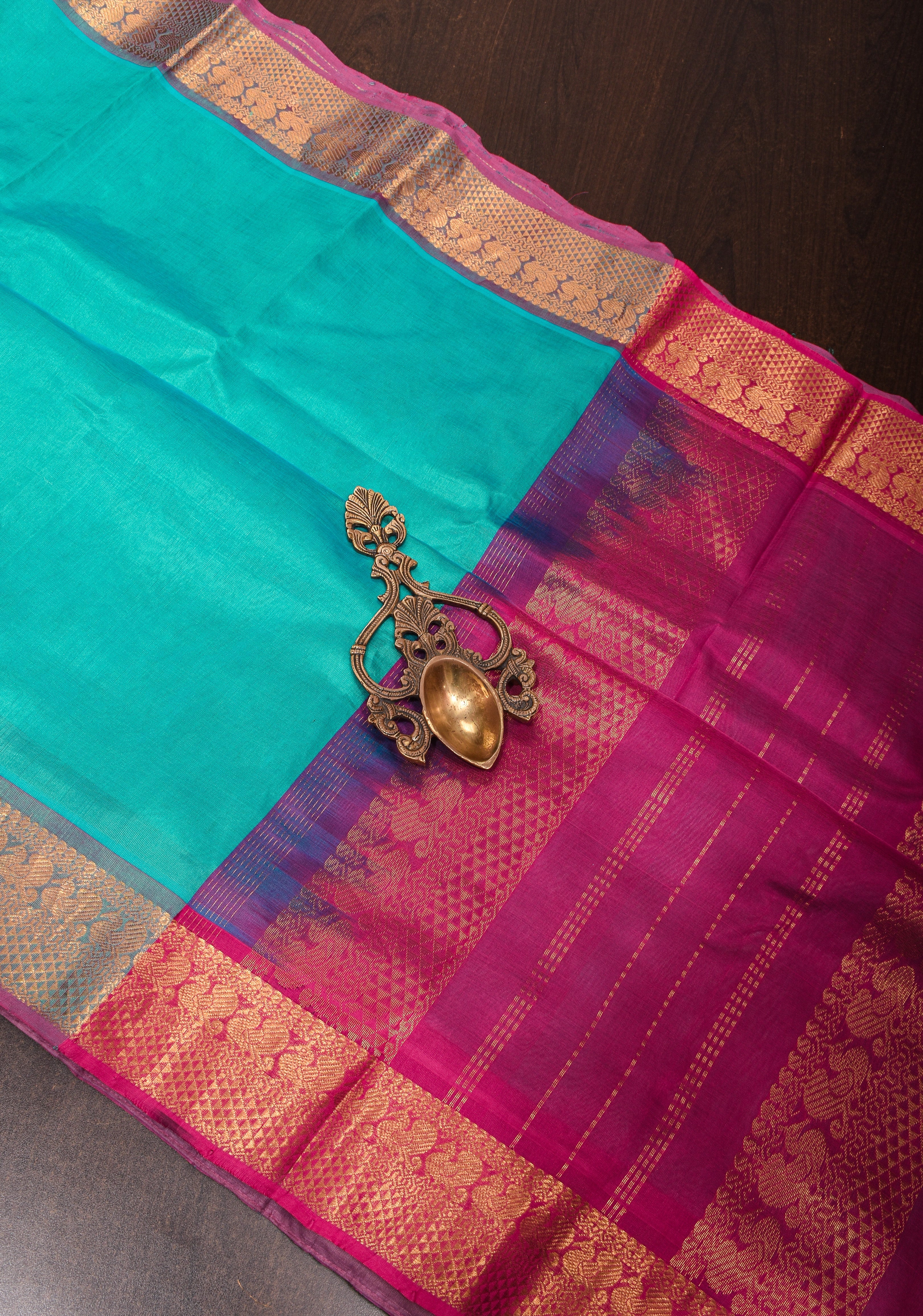 Authentic Kanchi Cotton Handwoven Saree in Cyan with Zari Border No Blouse Piece | Shobitam