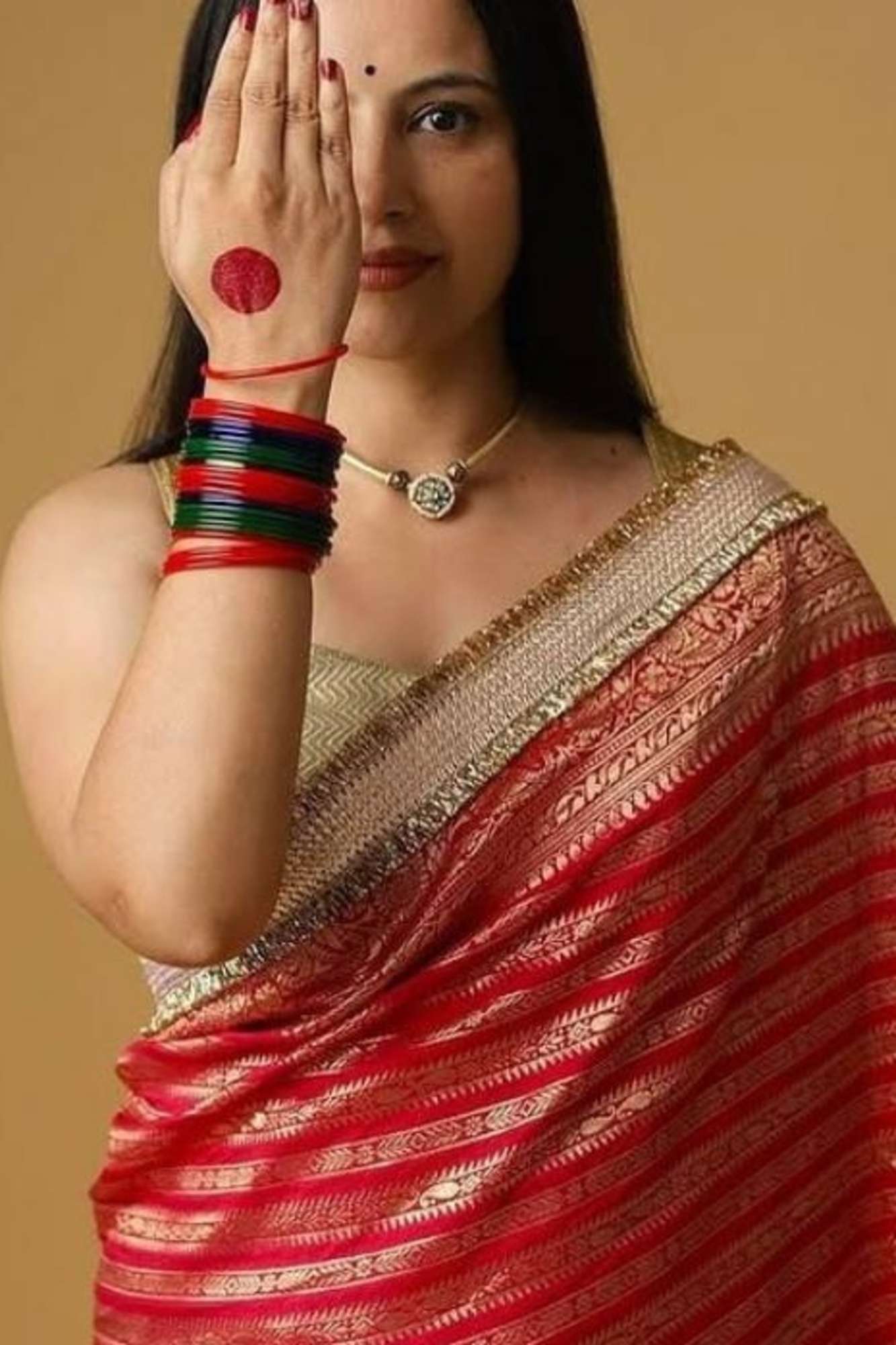 Soft Georgette Silk in Radiant Zari Charm with Border Ready To Wear Saree