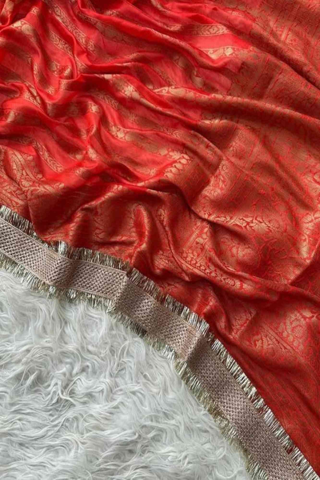 Soft Georgette Silk in Radiant Zari Charm with Border Ready To Wear Saree