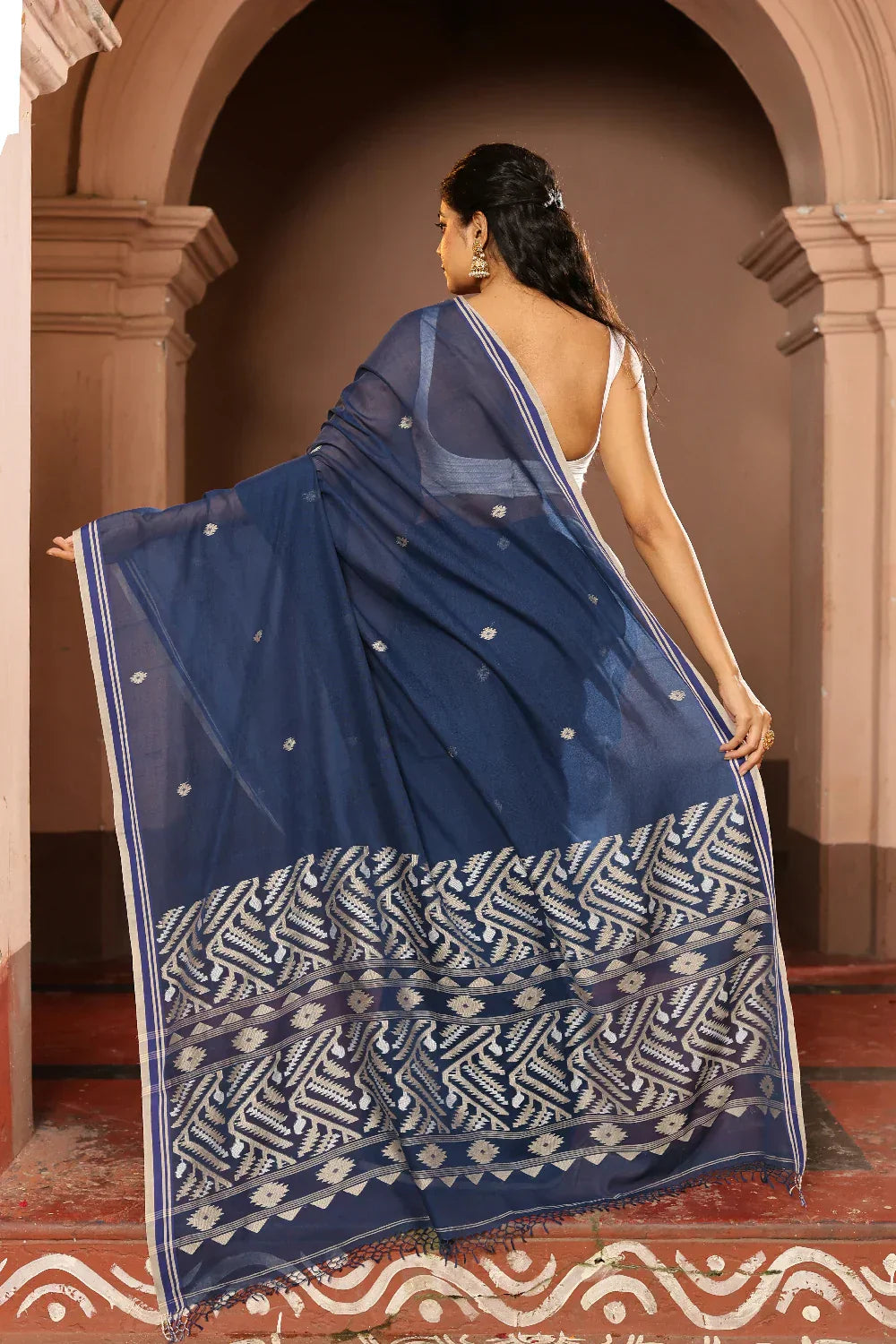 Handloom Navy Blue Pure Cotton Jamdani Saree | Shobitam