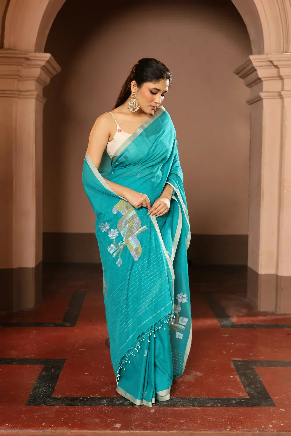 Handloom Teal Blue Pure Cotton Contemporary Jamdani Saree | Shobitam