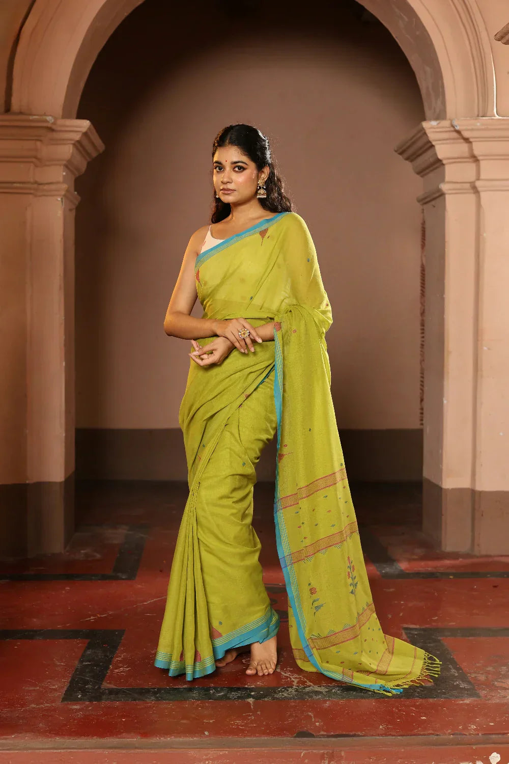 Handloom Lime Green Pure Cotton Contemporary Jamdani Saree | Shobitam