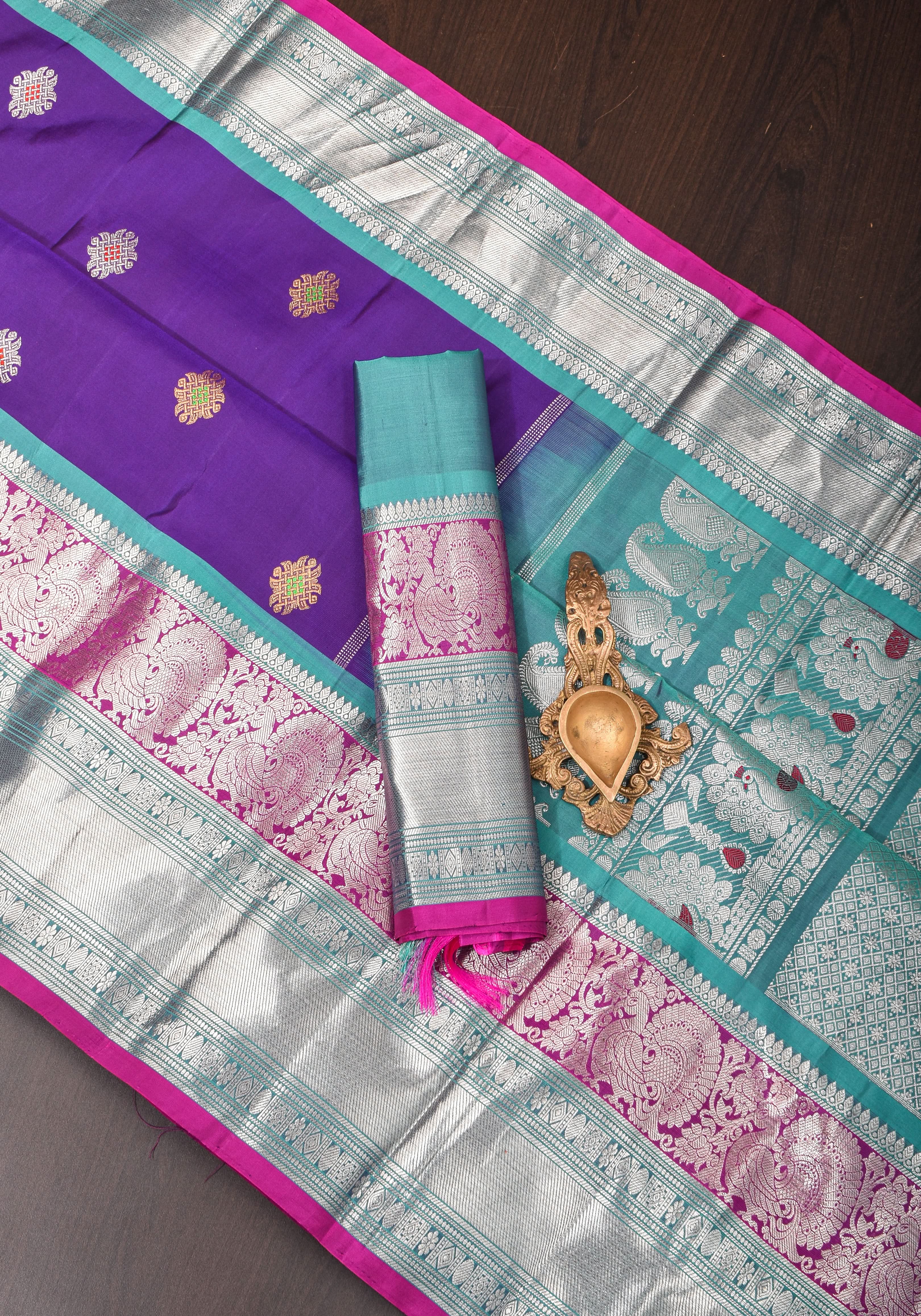 Muggu Design Meenakari Gadwal Silk Saree in Purple with Two Tone Border | SILK MARK CERTIFIED | Shobitam