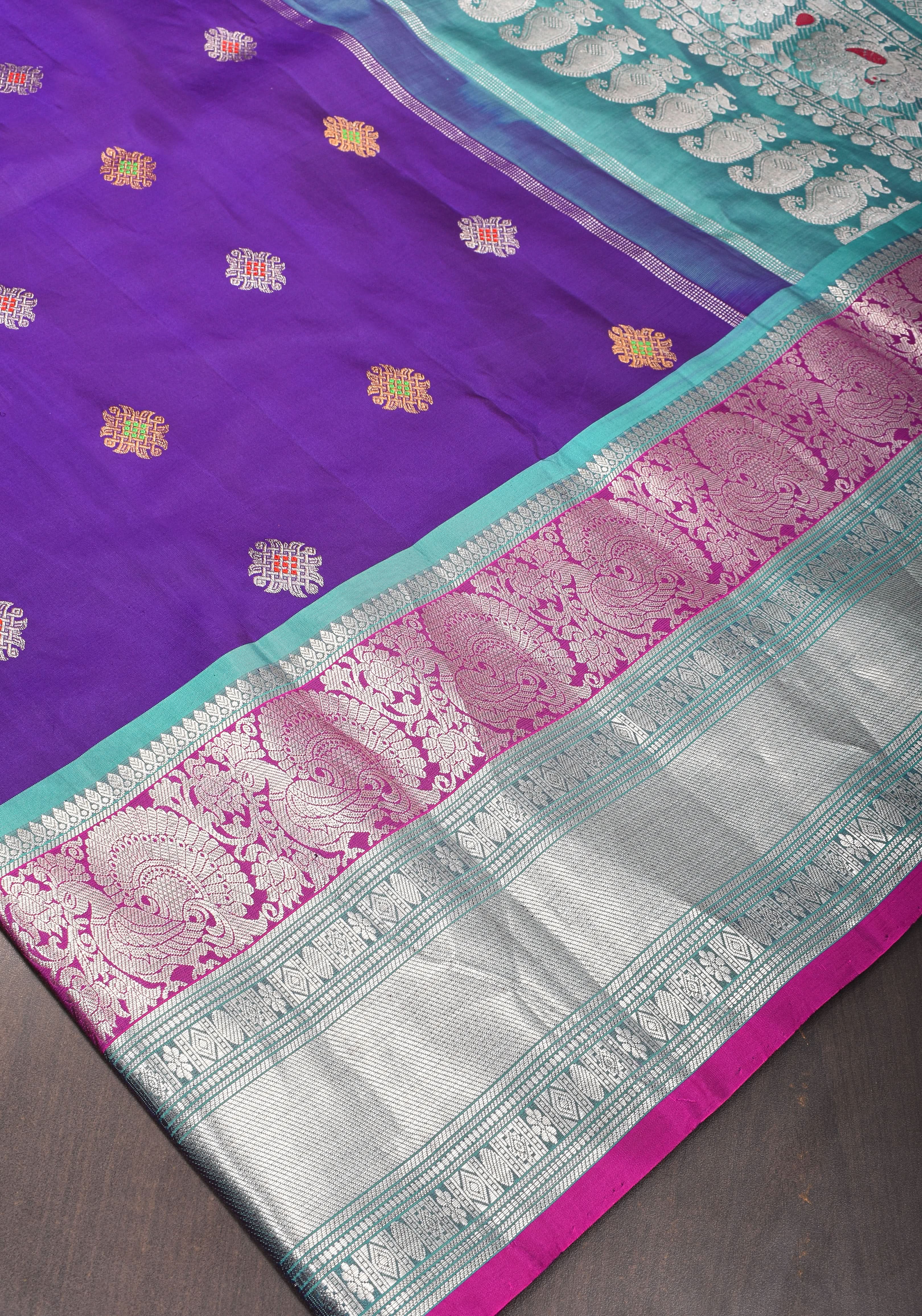 Muggu Design Meenakari Gadwal Silk Saree in Purple with Two Tone Border | SILK MARK CERTIFIED | Shobitam