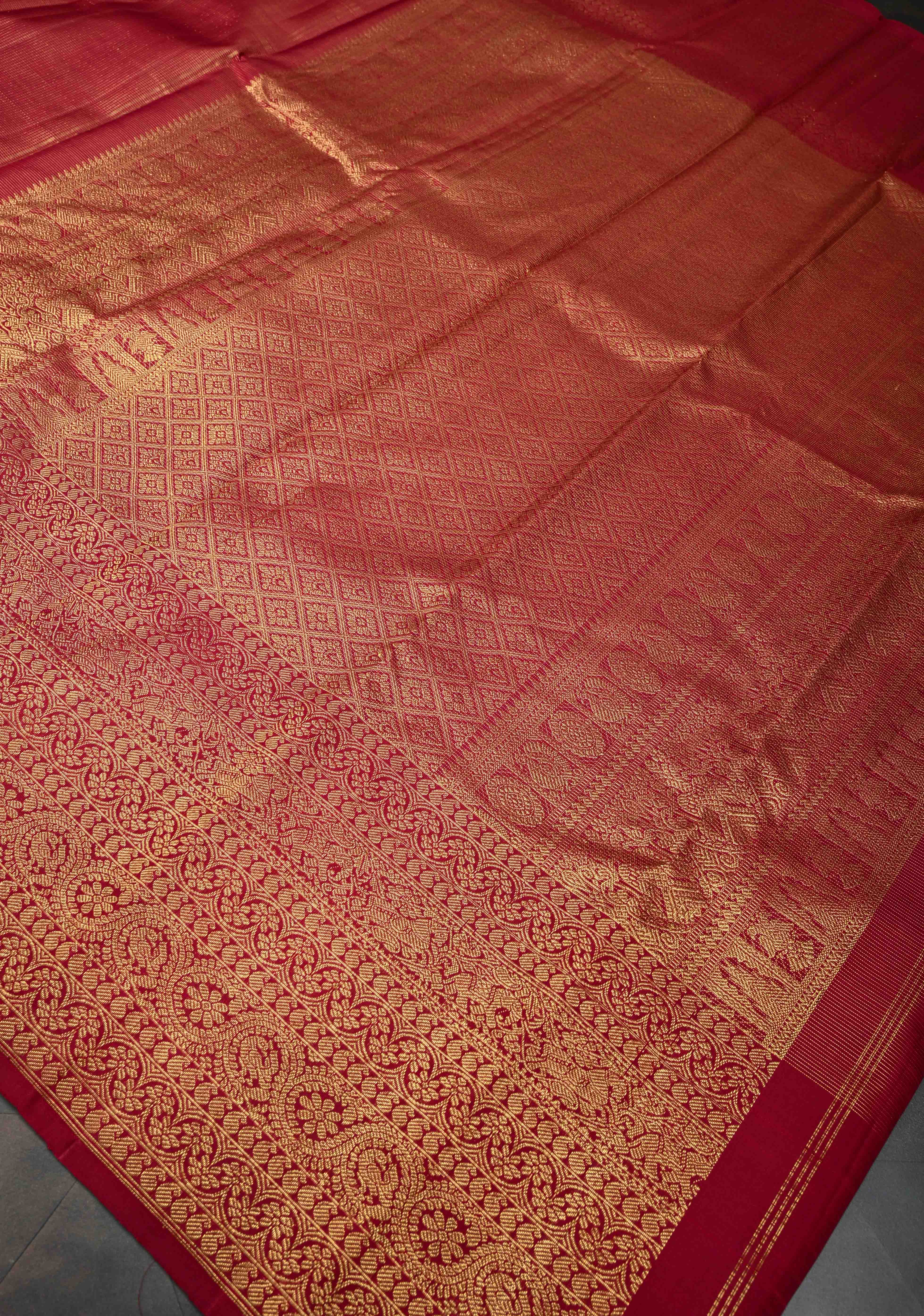 Stunning Brick Red Gadwal Silk Saree with Podi-Kattam Zari Checks and Wide Zari Border | SILK MARK CERTIFIED | SHOBITAM