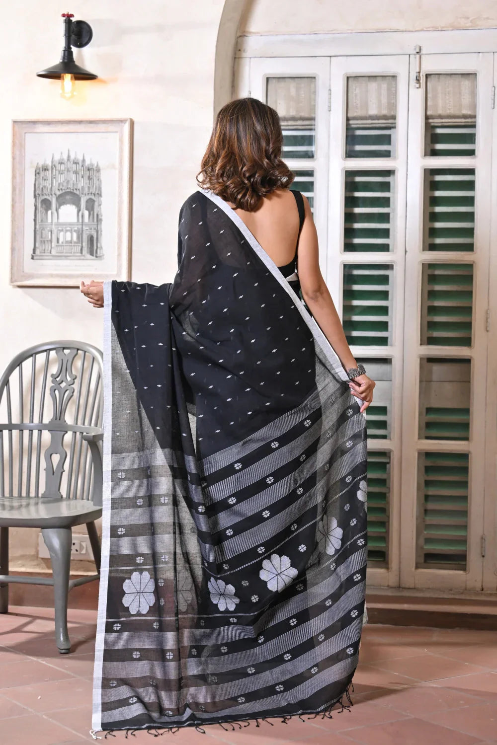 Handloom Black Soft Cotton Jamdani Saree | Shobitam