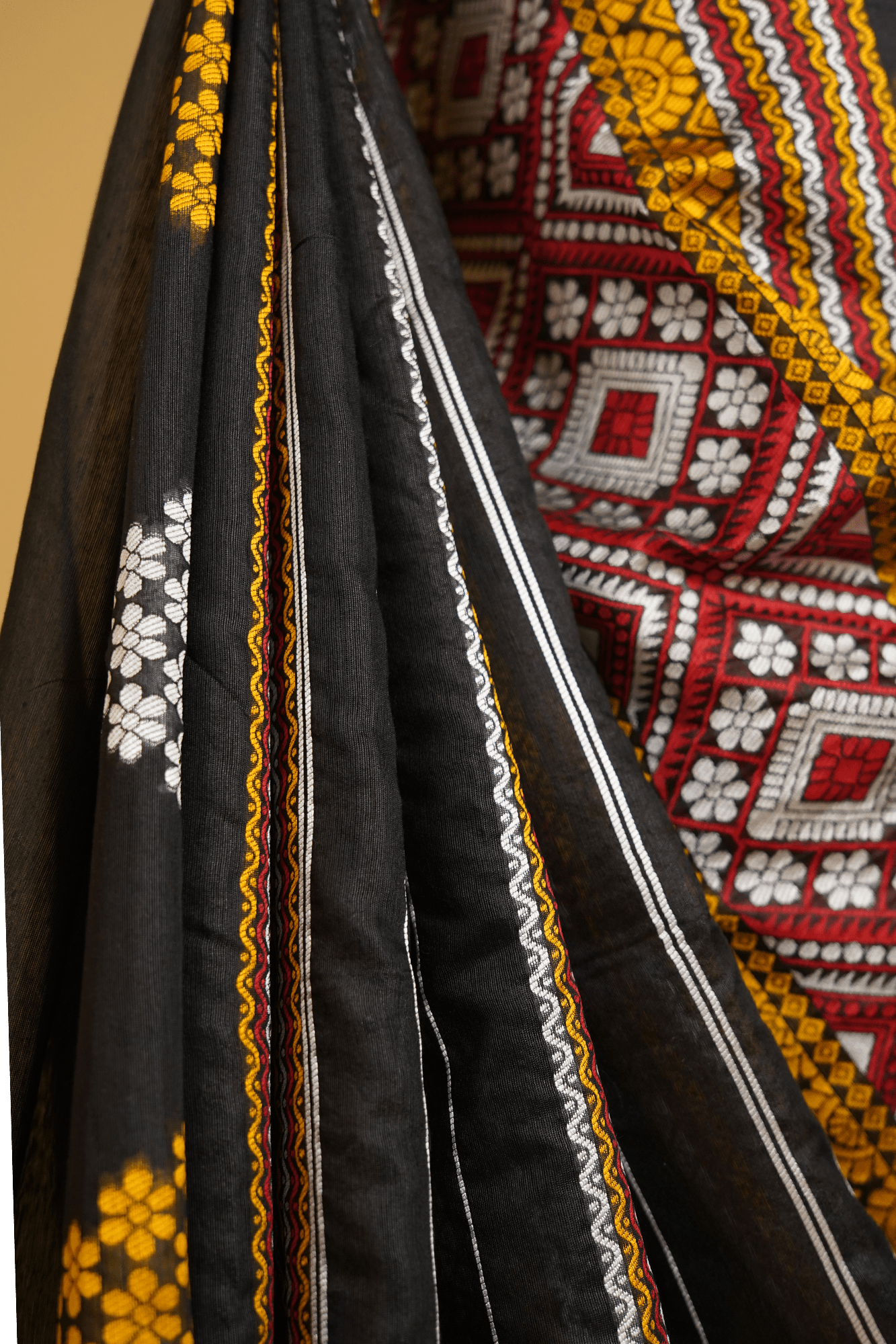 Ready to Wear Assamese Embroidered Center Pleats and Butis Jamdani cotton Wrap in 1 minute saree With Readymade Blouse - Isadora Life Online Shopping Store