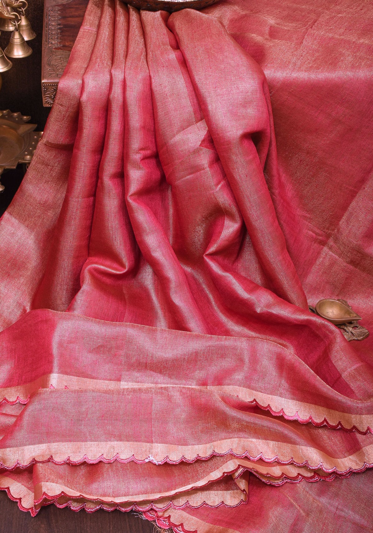 Reddish Pink tone Scalloped Tissue Linen Saree and golden border | Shobitam Saree
