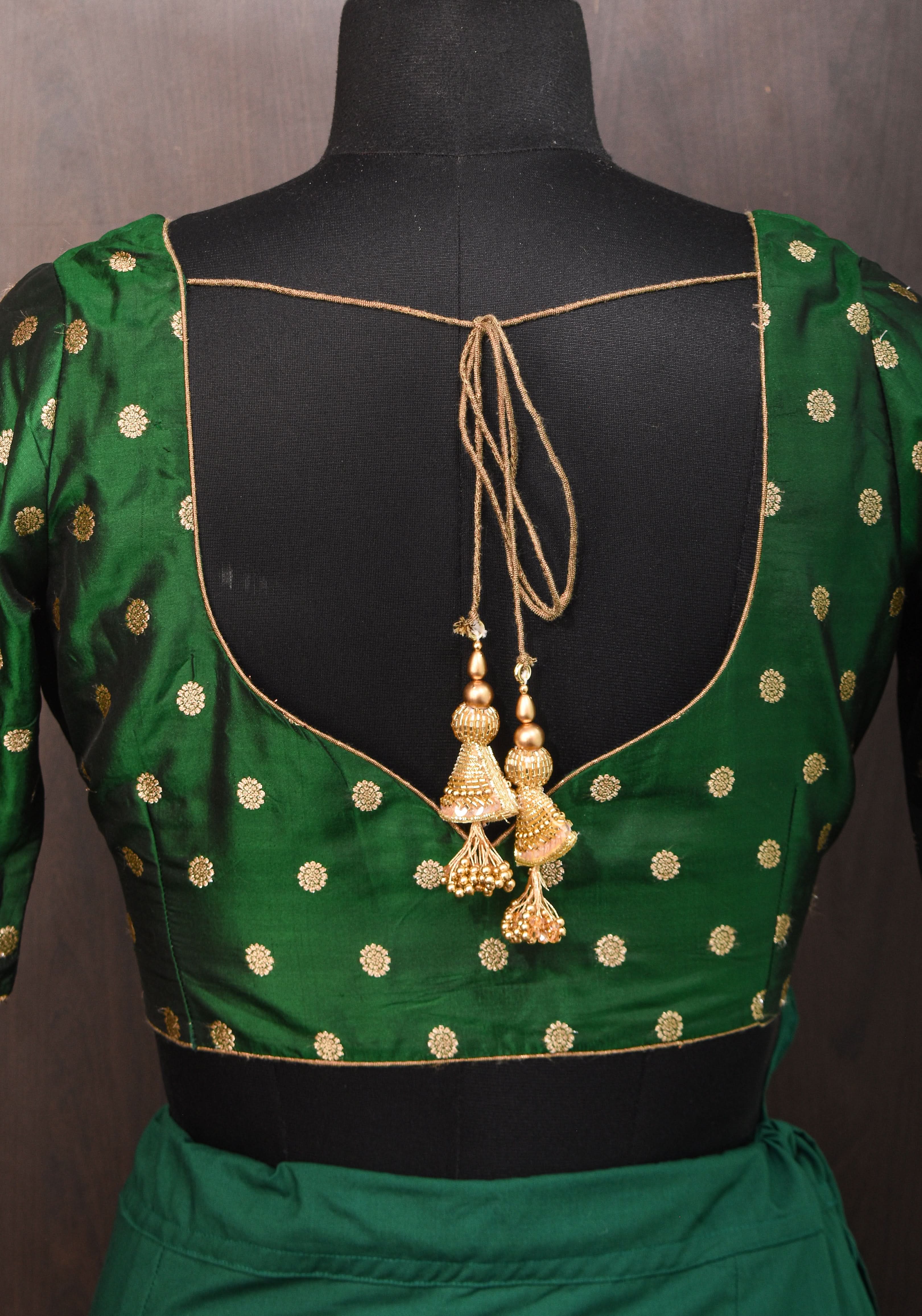 Vidya Balan Kanjivaram Pure Silk Blouse in Emerald Green with zari buttas , Mix and match Blouse for saree | Shobitam
