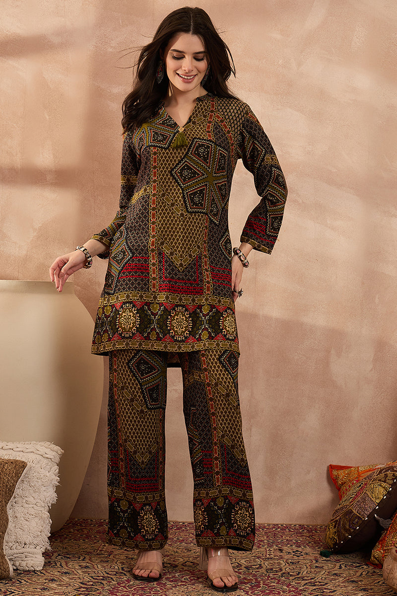 Green Viscose Rayon Printed Straight Coord Sets | SHOBITAM