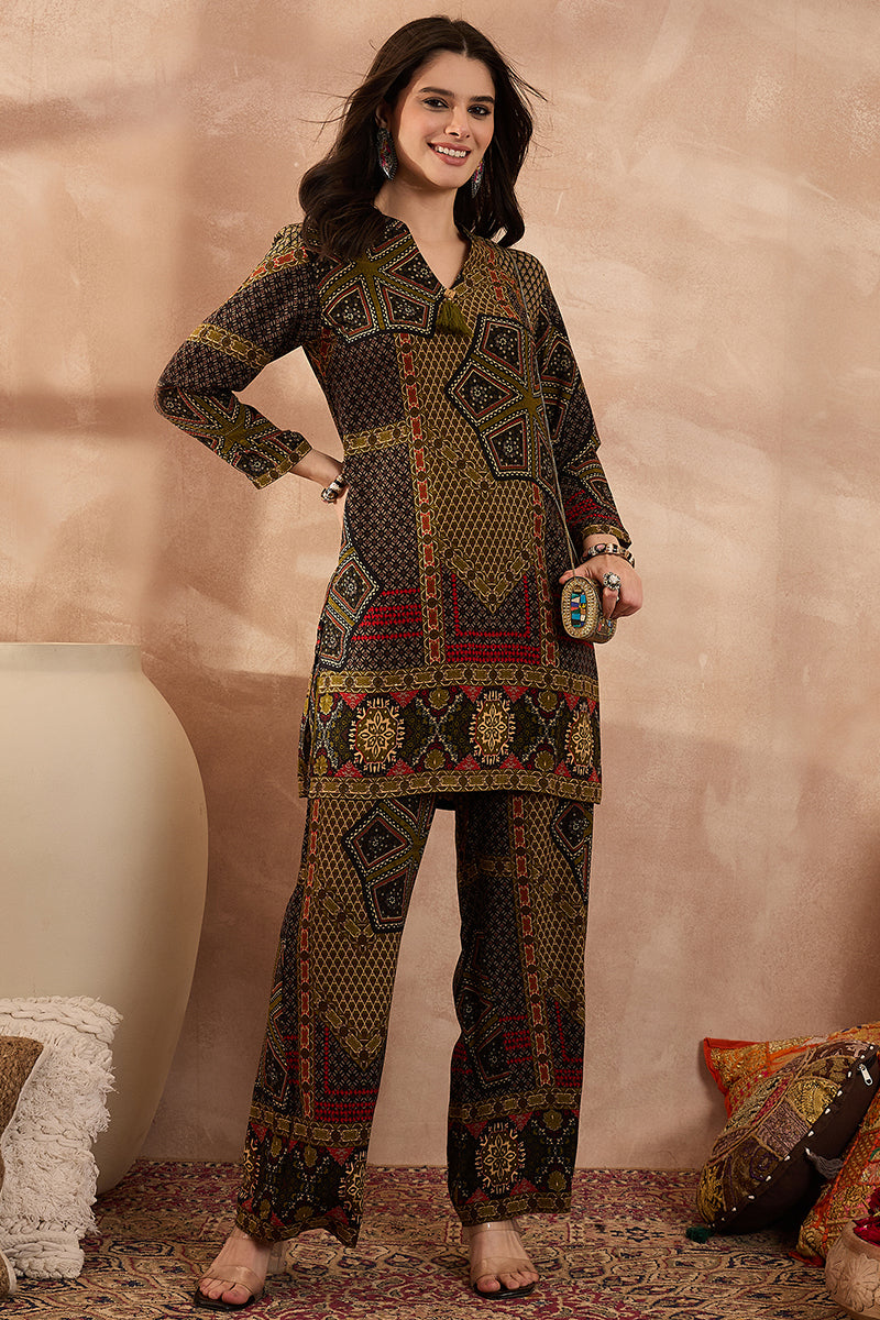 Green Viscose Rayon Printed Straight Coord Sets | SHOBITAM