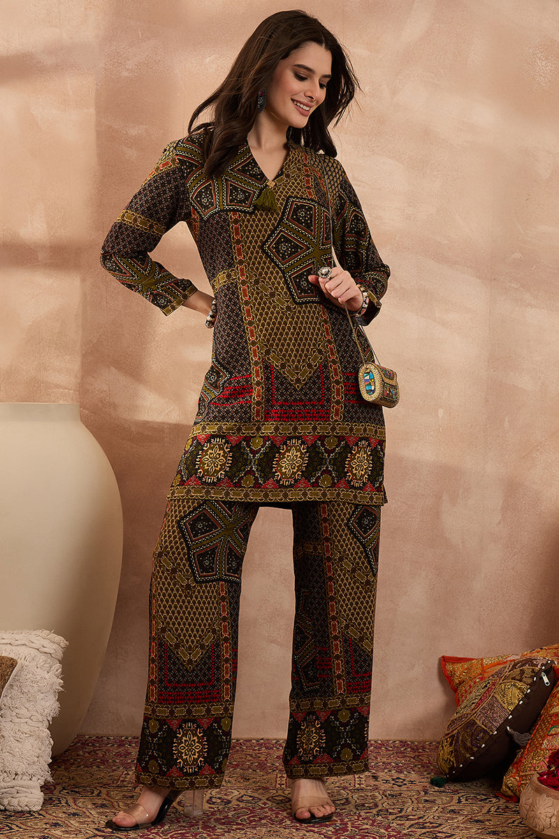 Green Viscose Rayon Printed Straight Coord Sets | SHOBITAM