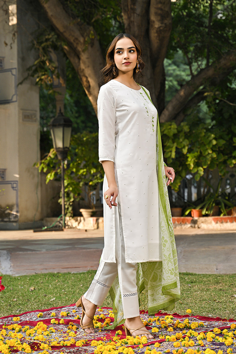 Green Rayon Blend Solid Embroidered Straight Suit Set | SHOBITAM
