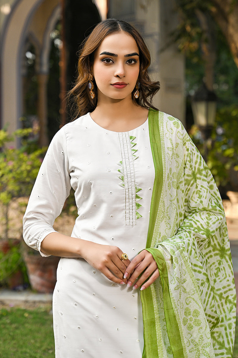 Green Rayon Blend Solid Embroidered Straight Suit Set | SHOBITAM
