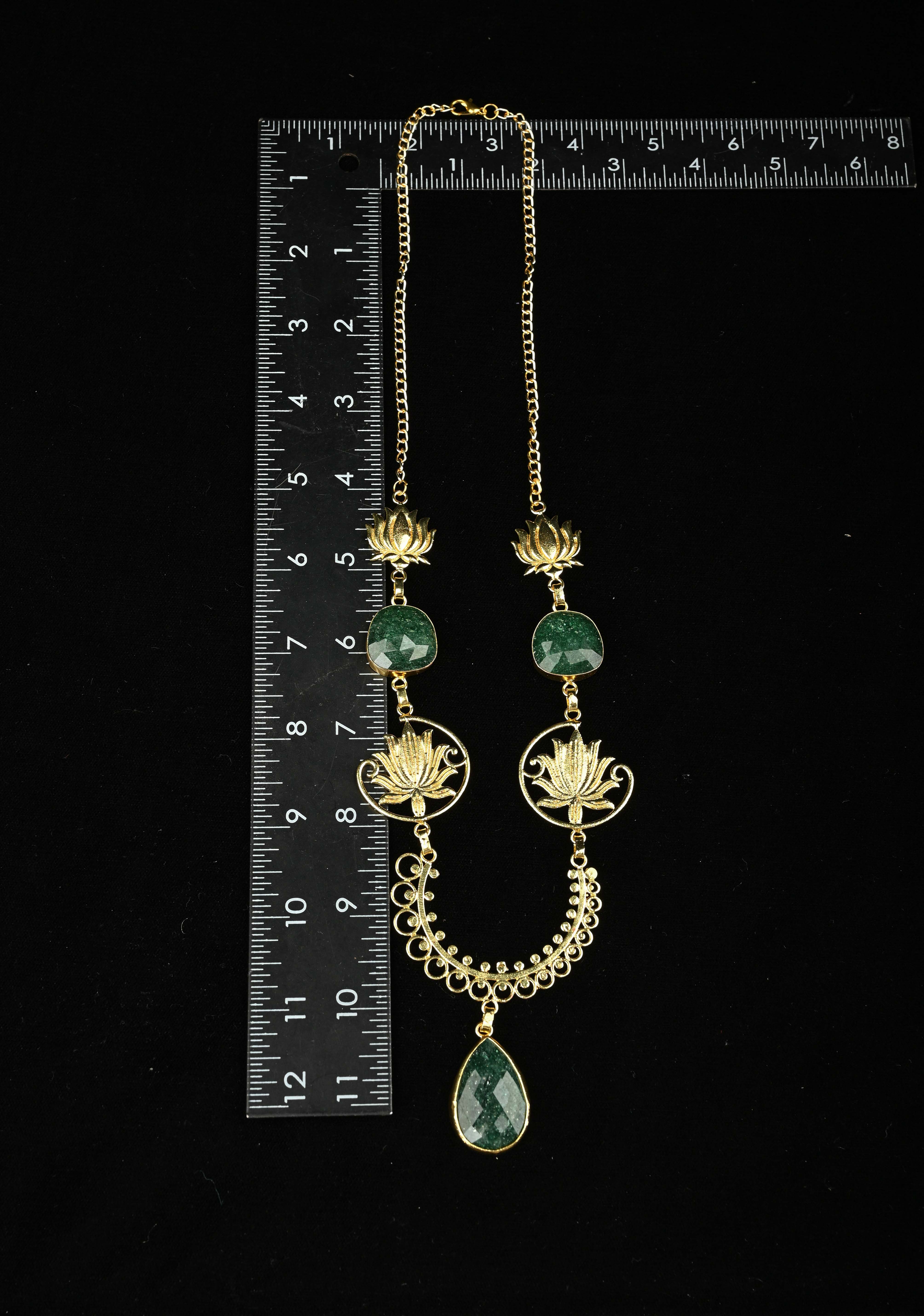 Green Ropada Chain Necklace and Lotus Motifs | Shobitam