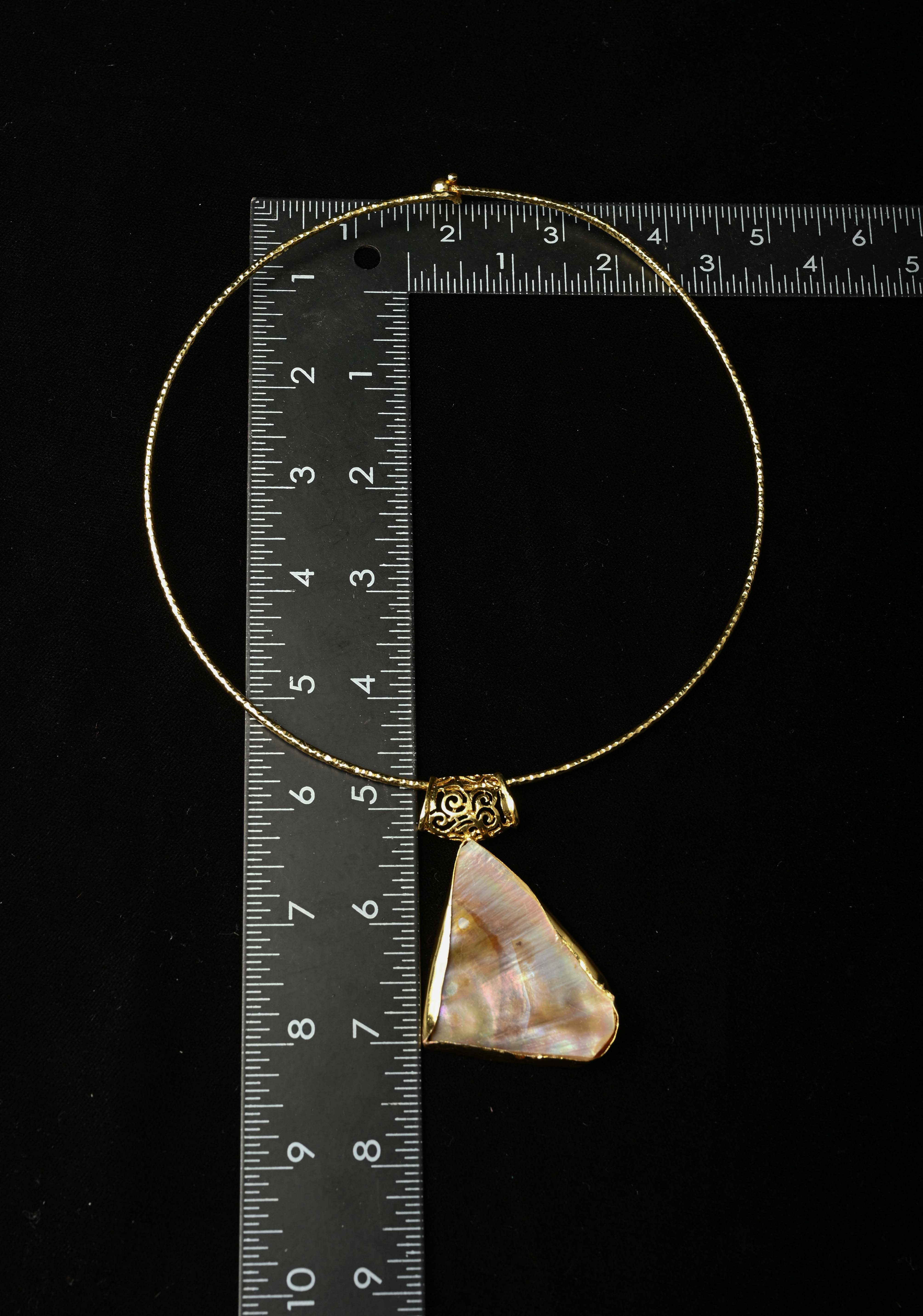 Hasli Necklace with Mother-of-Pearls Pendant | Shobitam