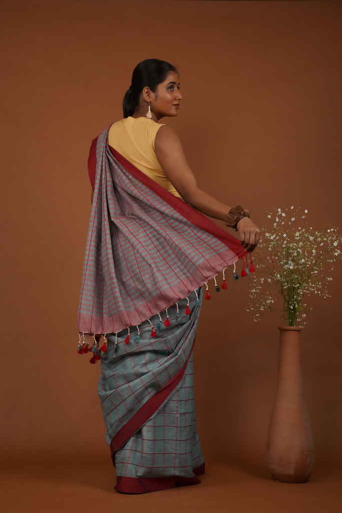 NeelMaroon Rekha Handwoven Slate Blue Cotton Saree | SHOBITAM