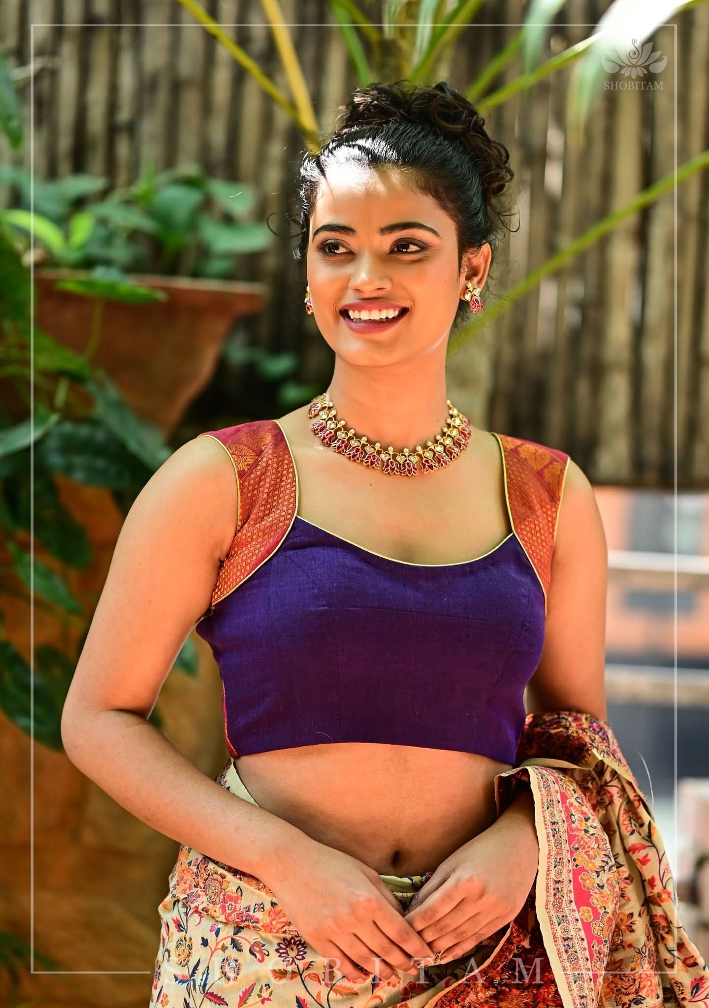 Deep Violet Shoulder band blouse in Narayanpet Cotton | Shobitam