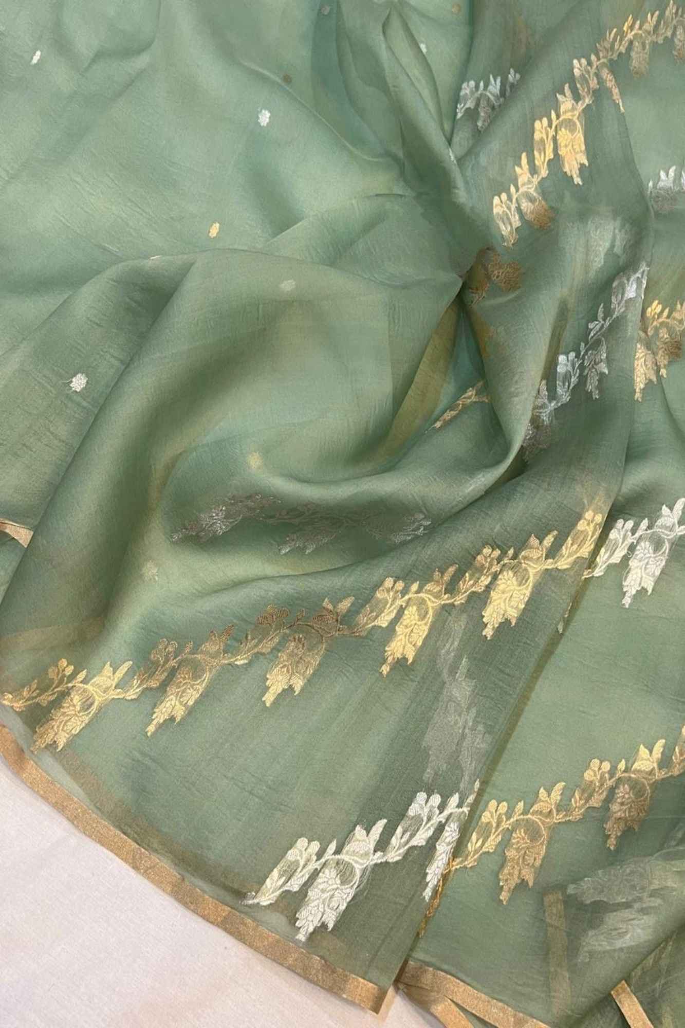 Designer Zari Woven Kora Silk & Ornate Border Ready To Wear Saree