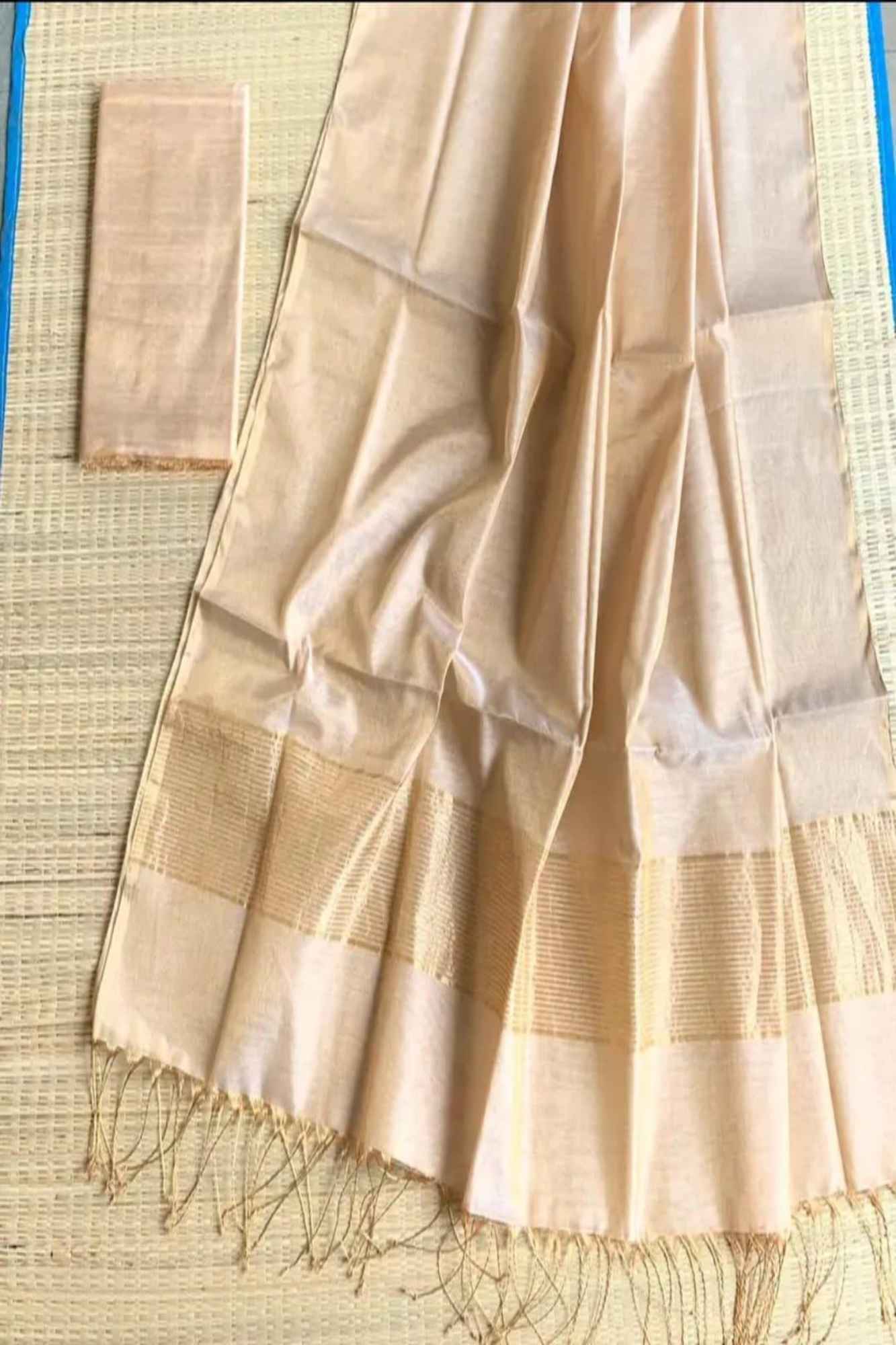 Tissue Linen with Shimmering Texture and Zari Border Ready To Wear Saree