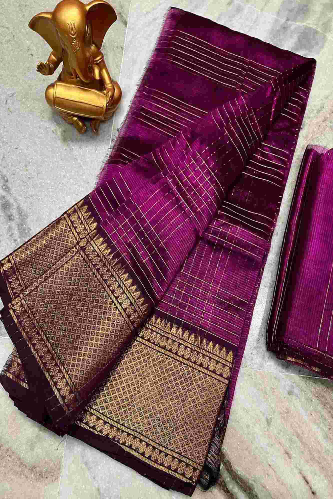 Beautiful Mangalagiri With Copper Zari weave Ready to wear Saree
