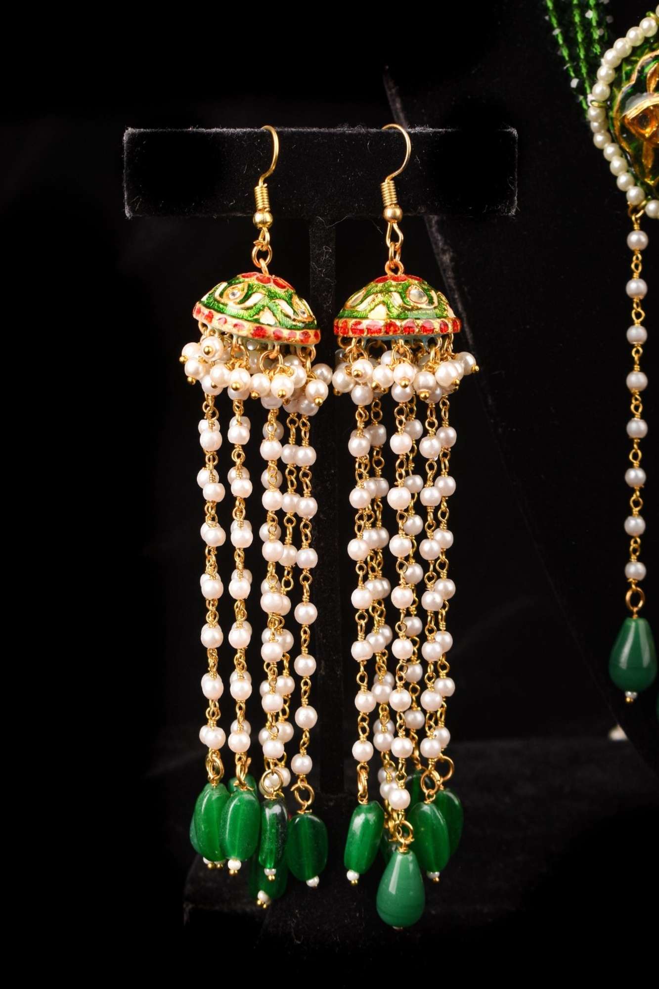 Green and Gold Lacquer Choker Set with Raindrop Design Danglings