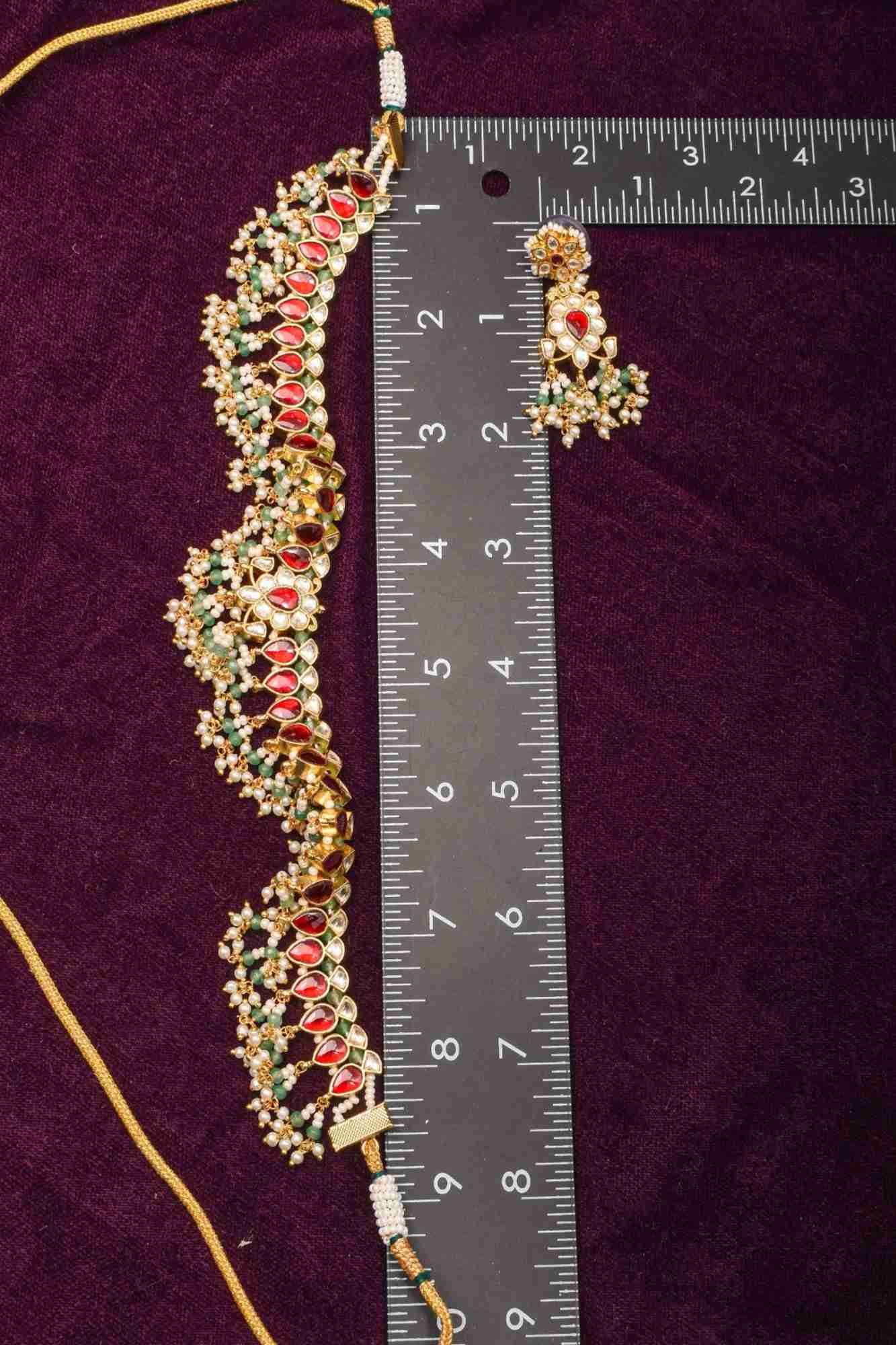 Red and White Stones Choker with dense clusters of pearls necklace set