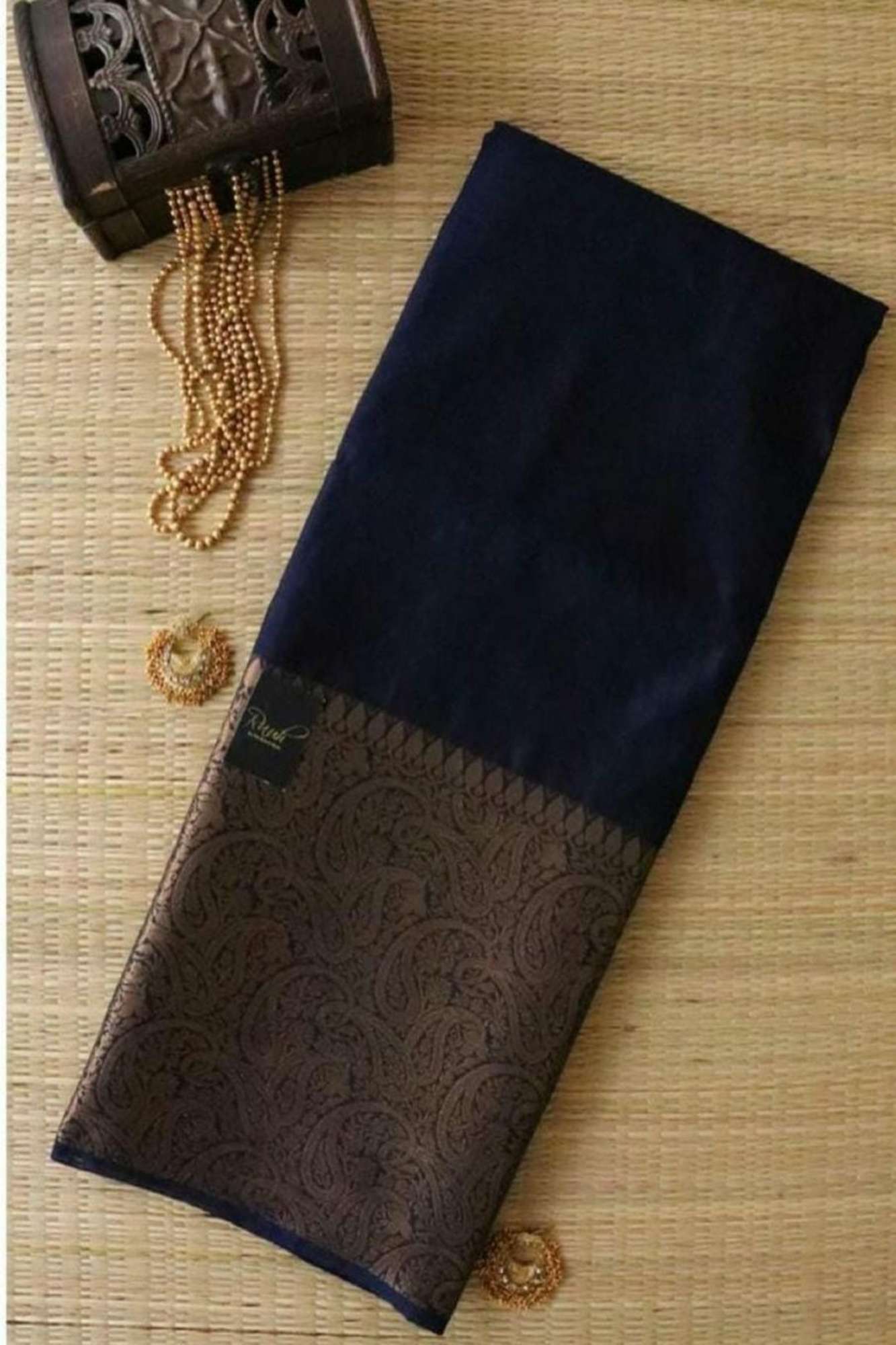 Banarasi Warm Silk with Plain Body & Heavy zari Border Ready To Wear Saree