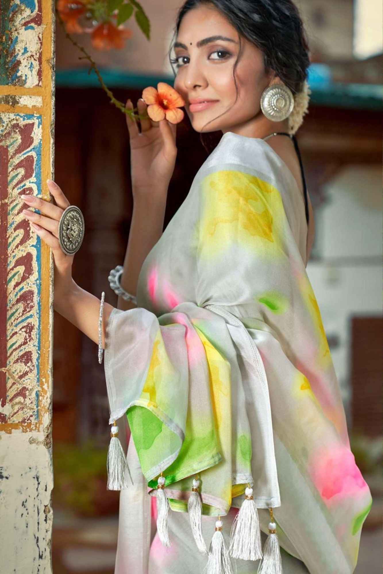 Pastel Bloom Khadi Organza Khadi with Artistic Spray Prints & Latkan Ready To Wear Saree