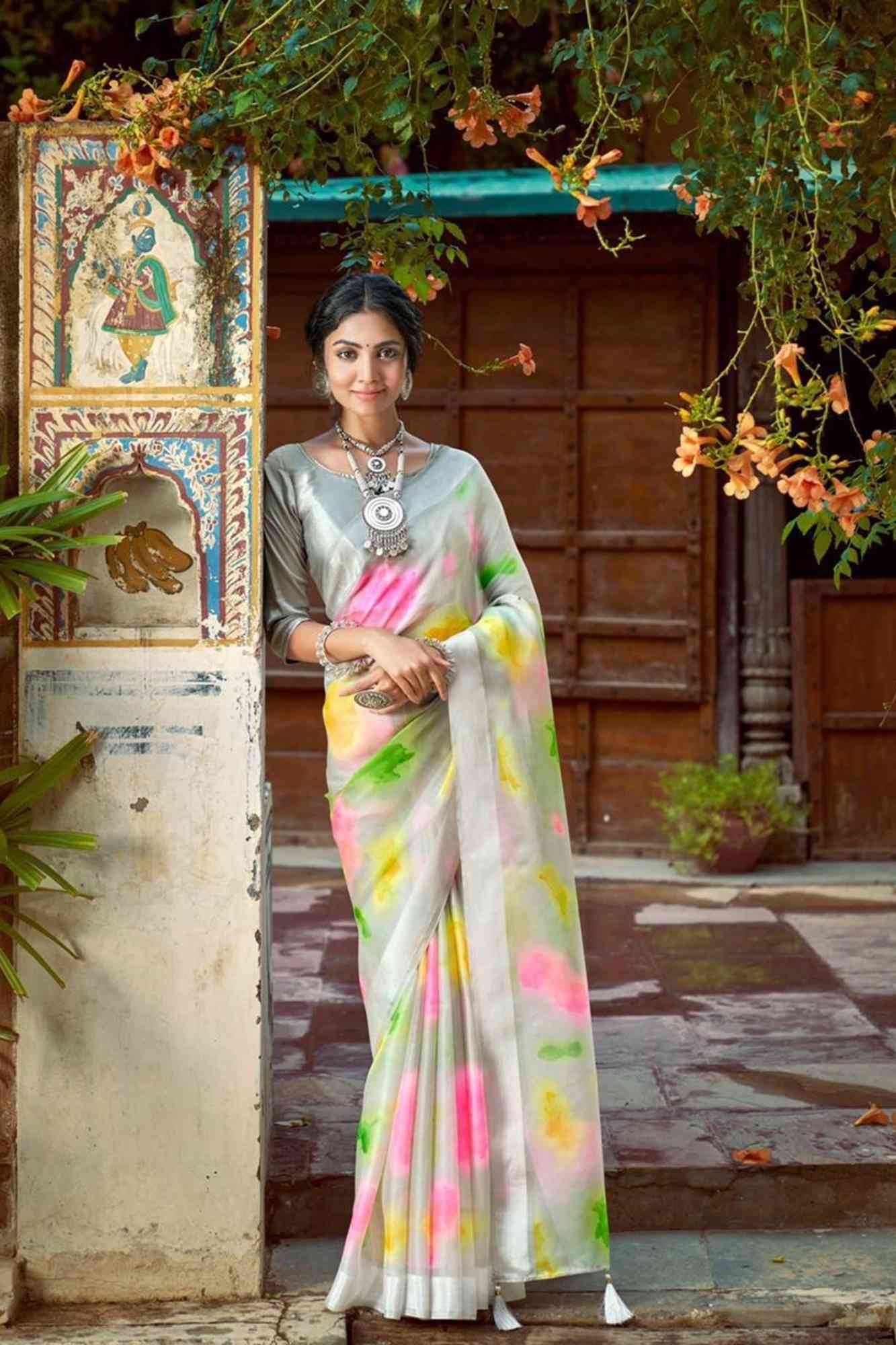 Pastel Bloom Khadi Organza Khadi with Artistic Spray Prints & Latkan Ready To Wear Saree