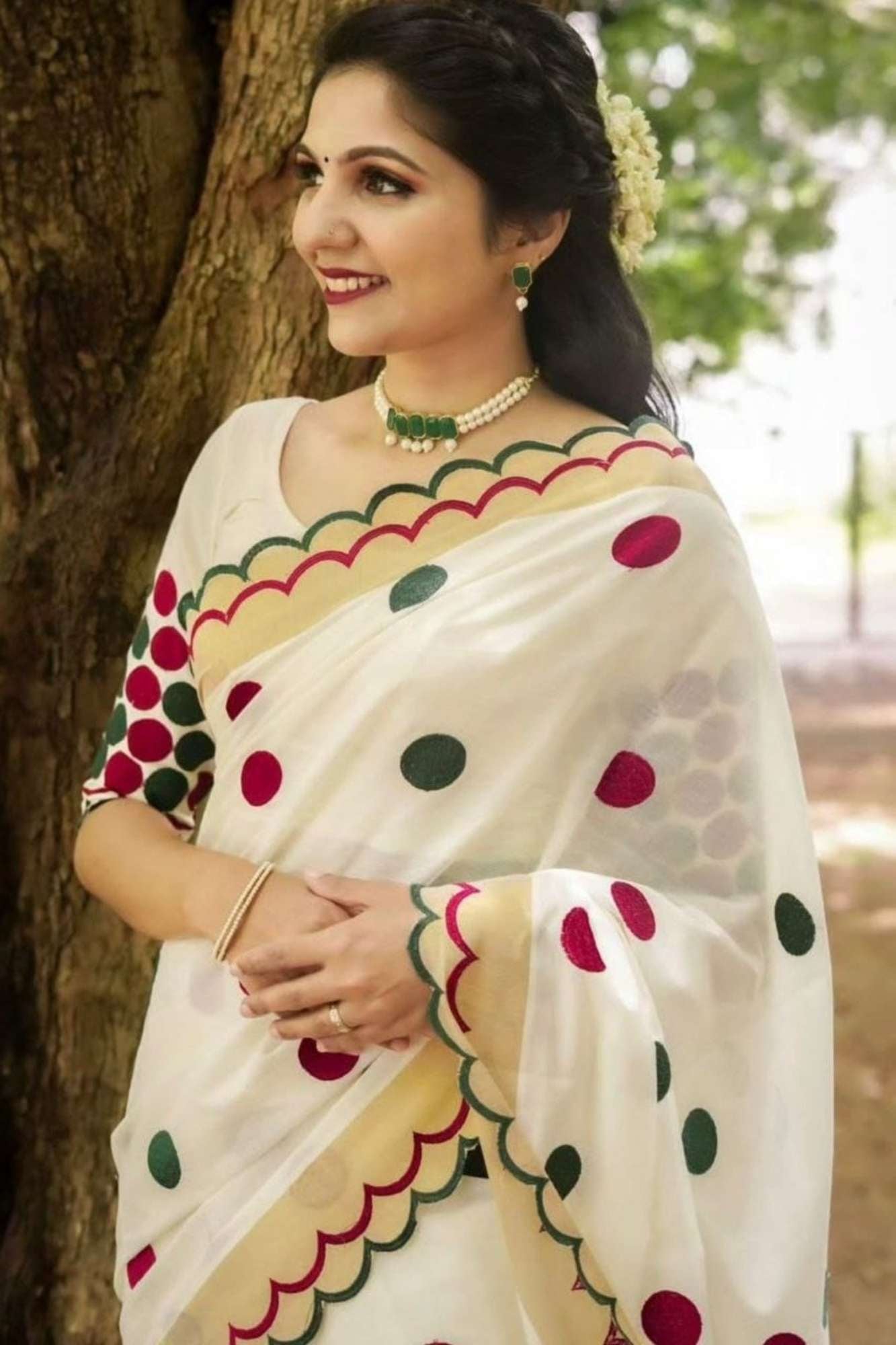 Polka Linen with Gold Zari and Scallop Border Ready To Wear Saree