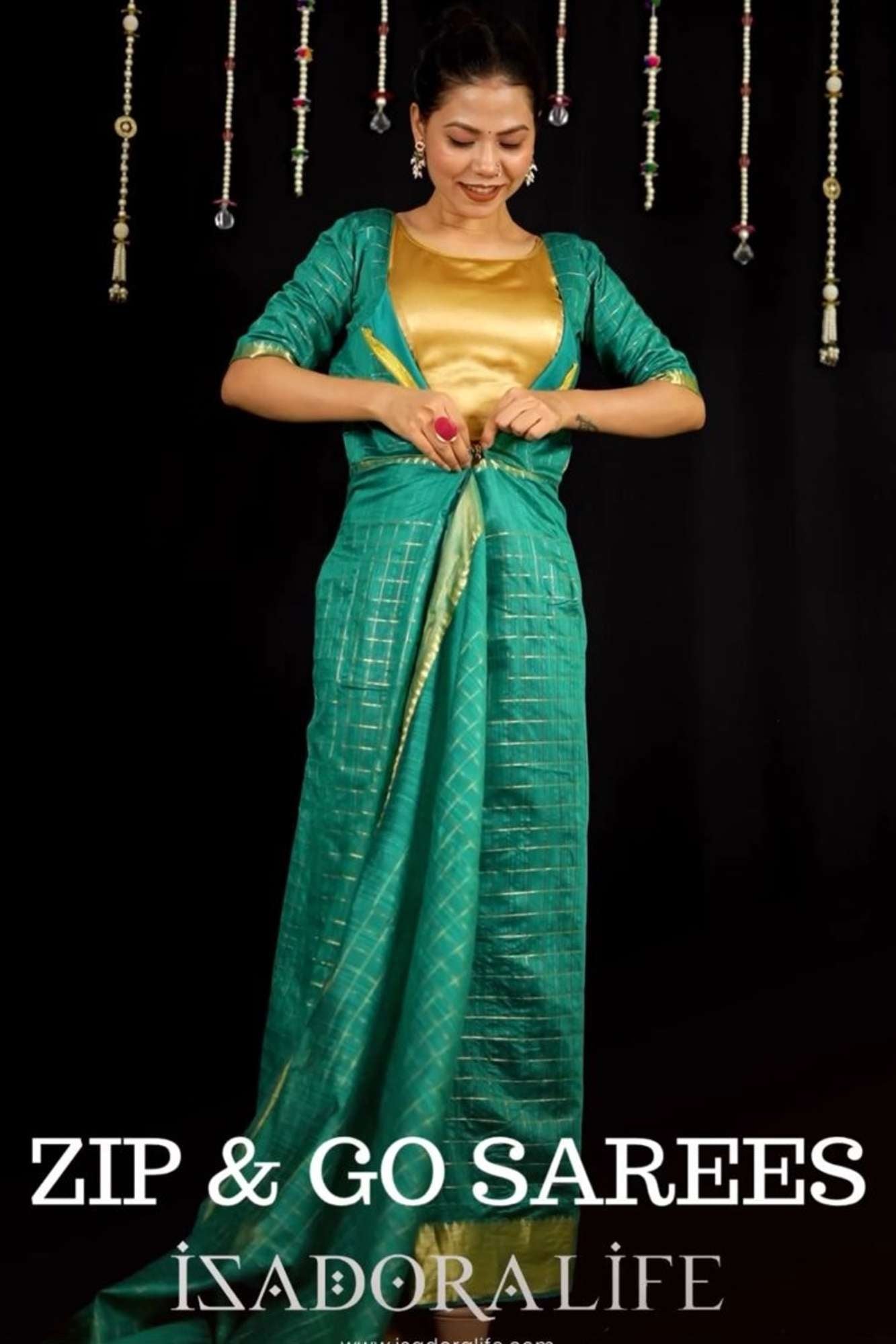 Zip & Go Saree: Cotton with Check Pattern and Golden Zari Border Zip and Go saree