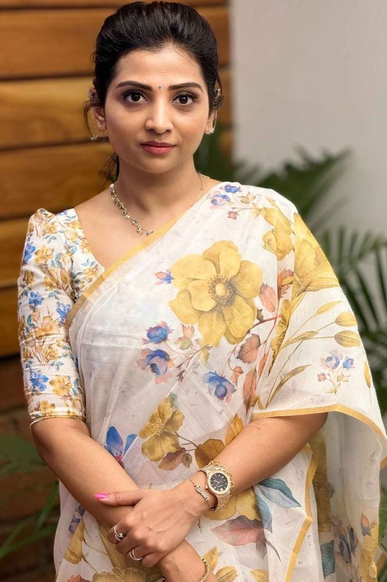 Linen with Vibrant Floral Digital Print Ready To Wear Saree