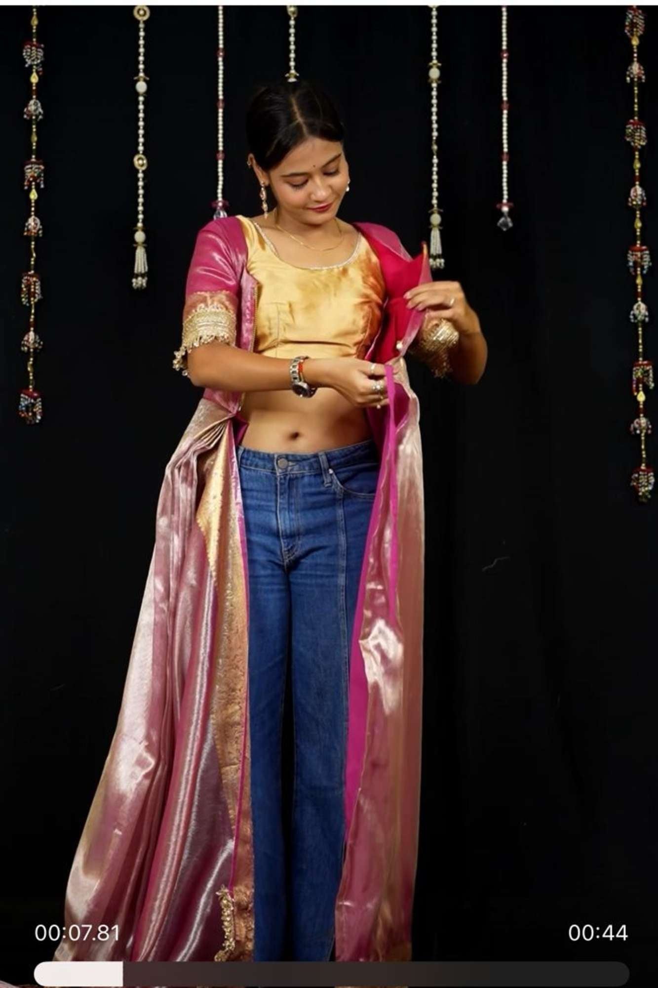 Zip & Go Saree:Soft Patola with Zari & Shimmer Highlights Zip and Go saree