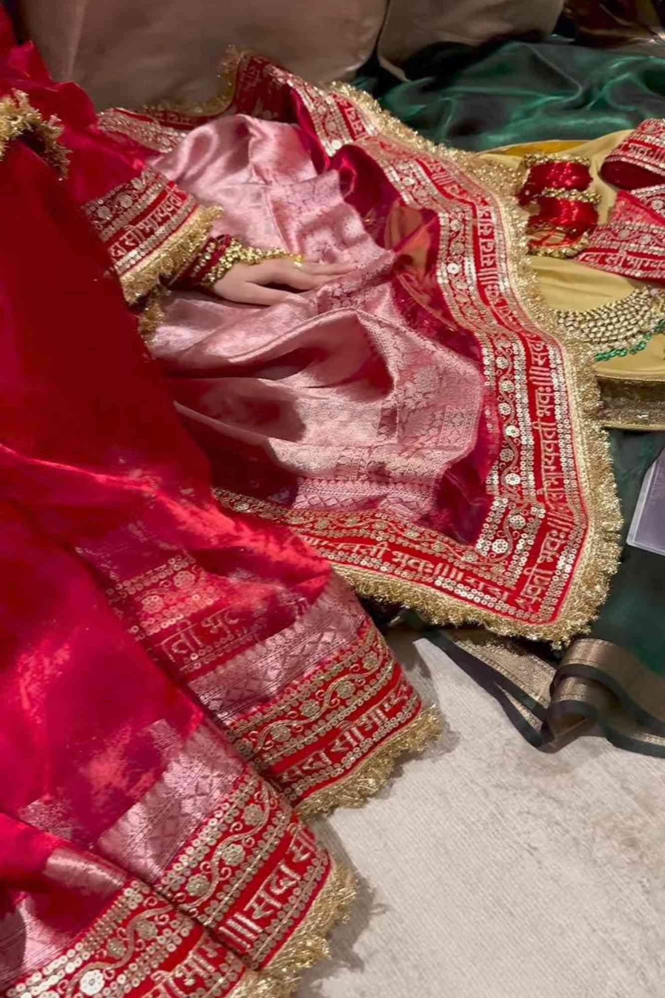 "Sada Saubhagyavati Bhava" Embroidered Border Tissue Ready To Wear Saree