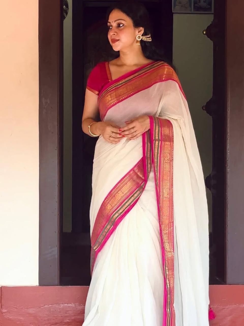 Traditional Temple Border Cotton with Woven Border Ready To Wear Saree