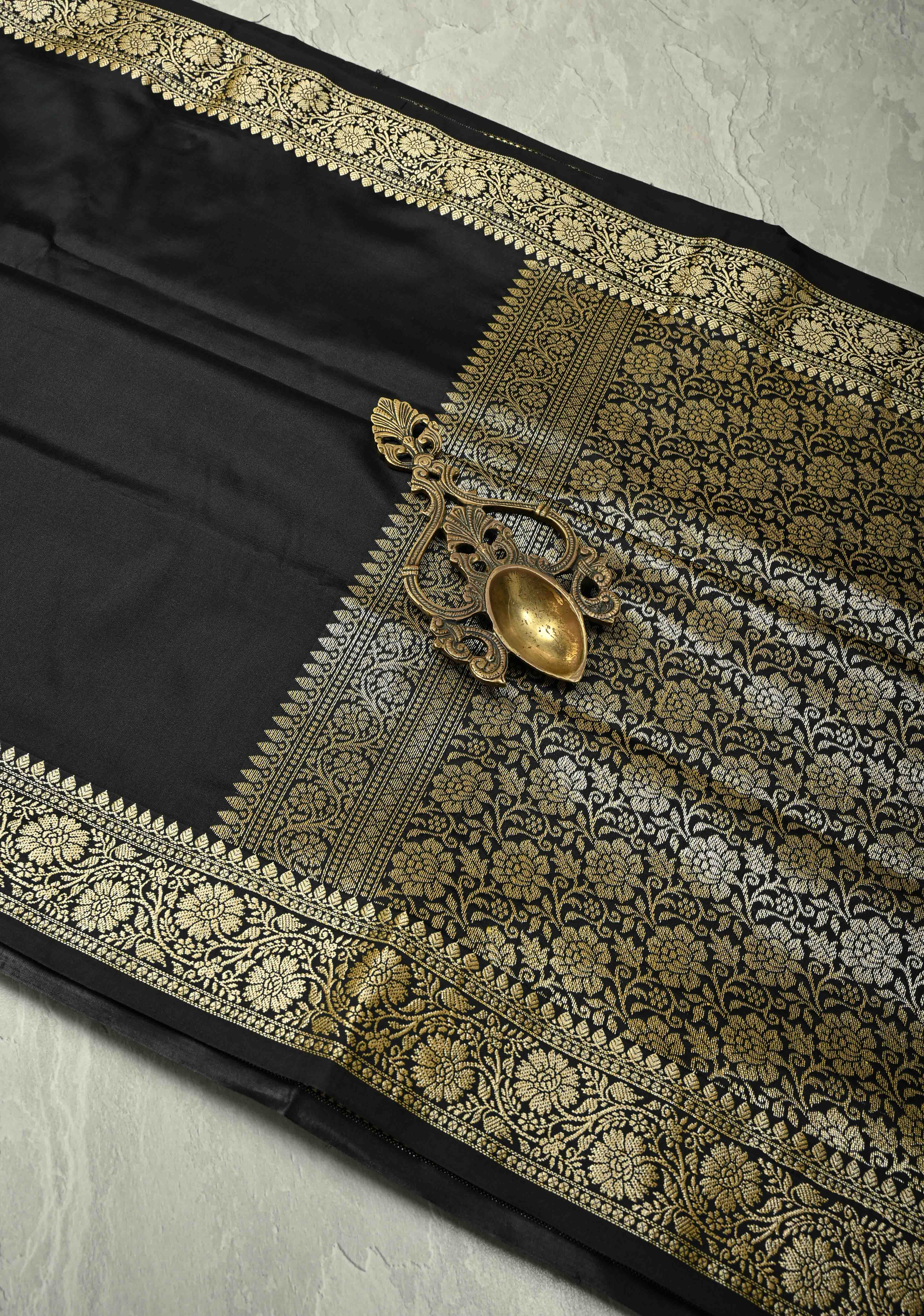 Black Semi Silk Saree with Zari Border | Shobitam