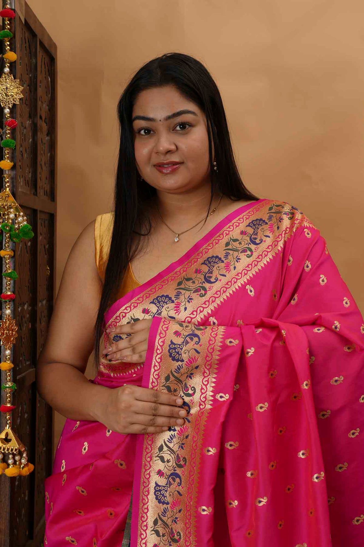 Kanjivaram Inspired Soft Silk Paithani Woven Palla Wrap In One Minute saree