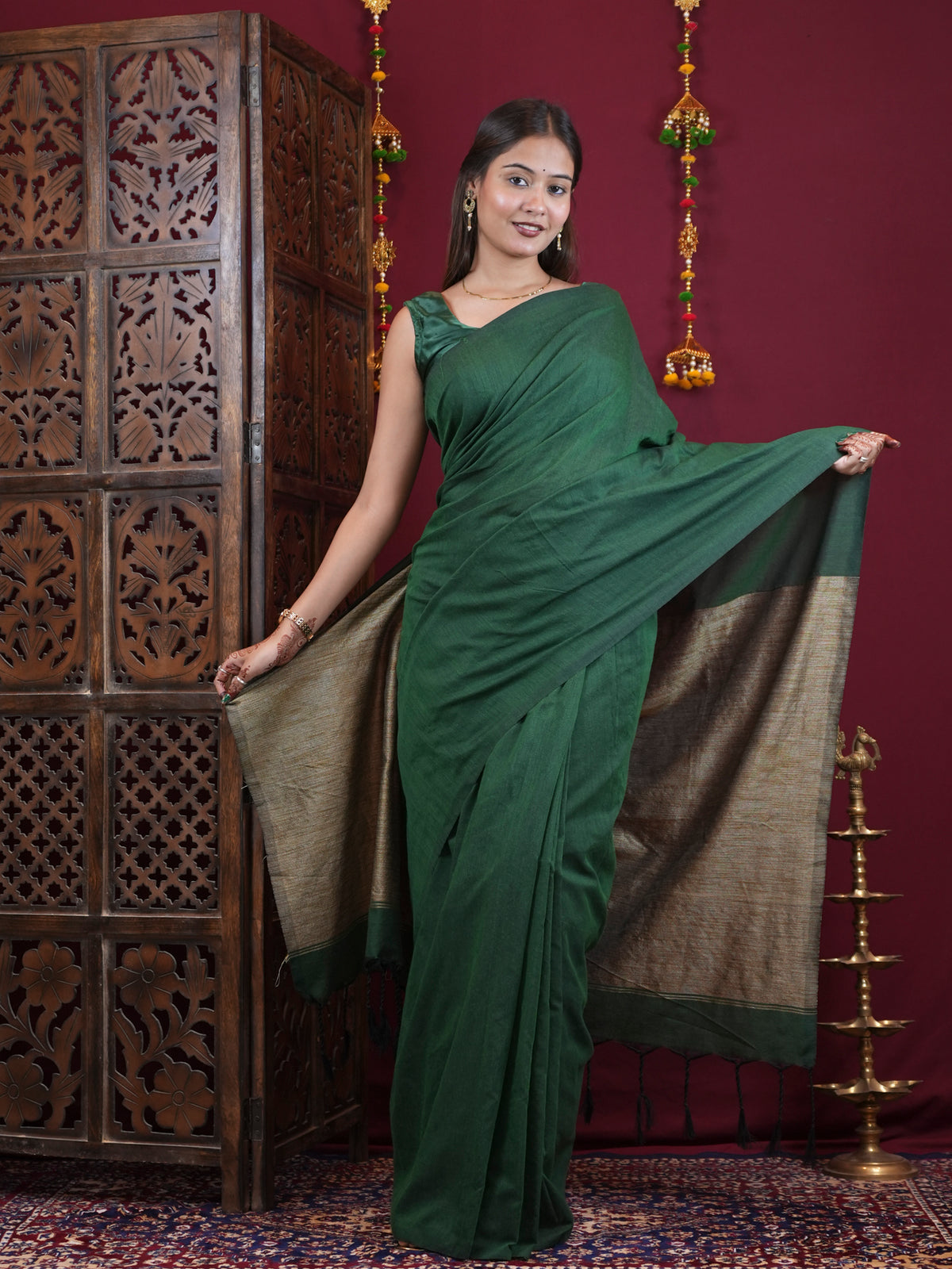 Bottle Green Handloom with Antique Gold pallu Ready To Wear Saree