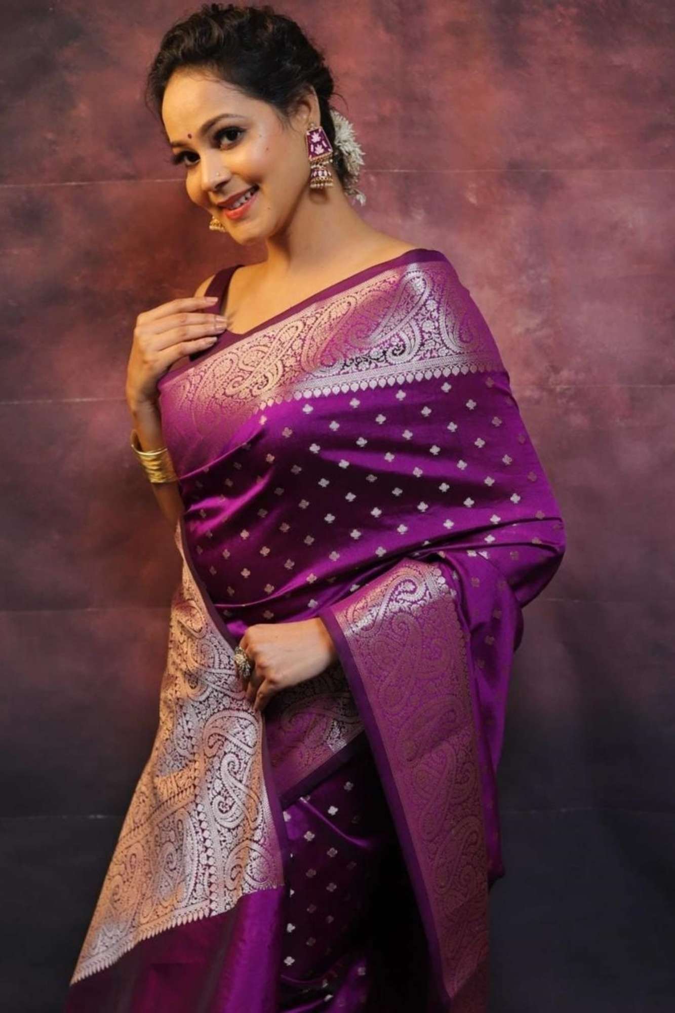 Gorgeous Purple Banarasi Soft Tissue Silk with Allover Zari Weaving , Paisley or Floral motifs & Weaving Pallu Wrap in 1 minute Saree