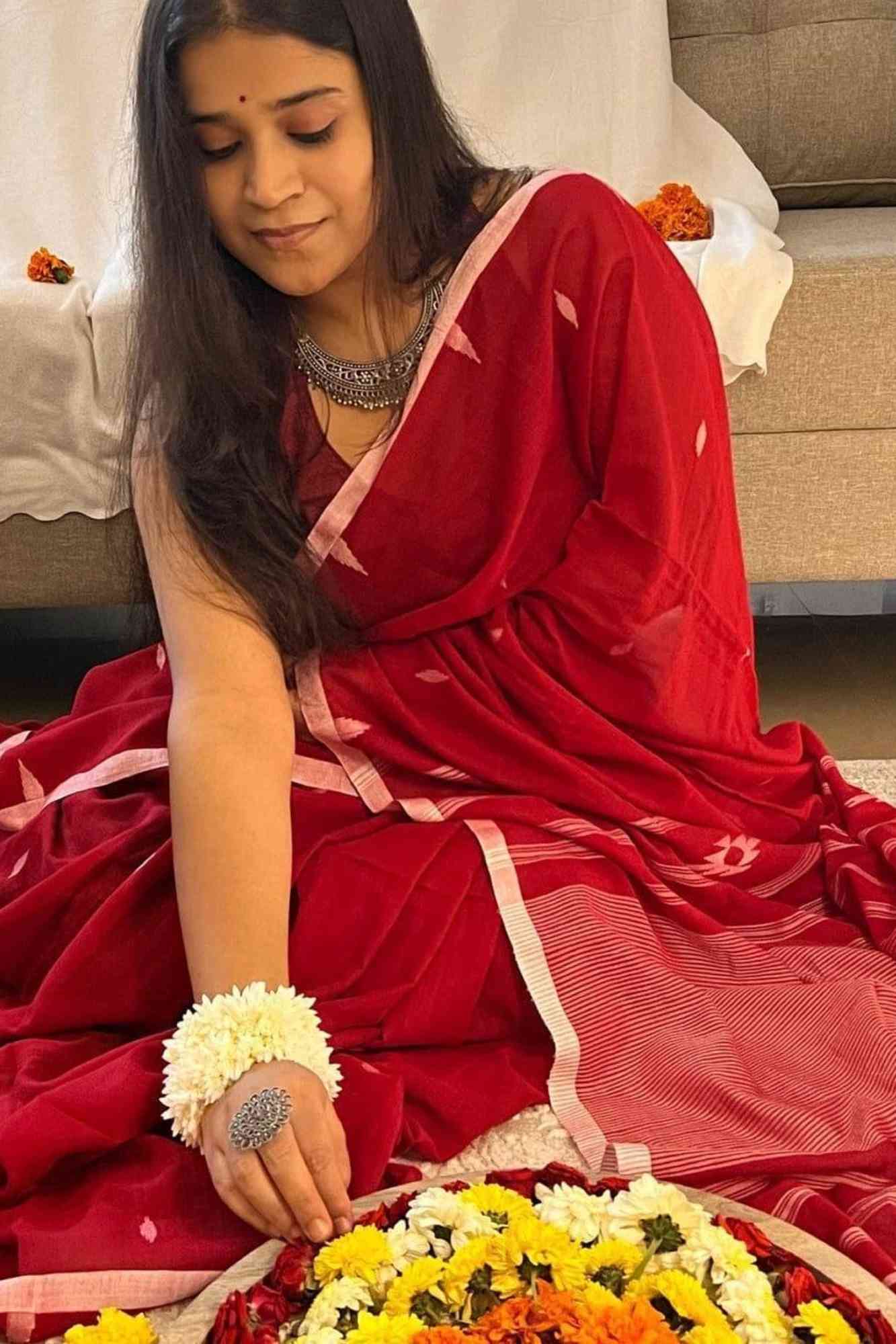 Traditional Jamdani Weaving Premium Cotton Ready to Wear Saree