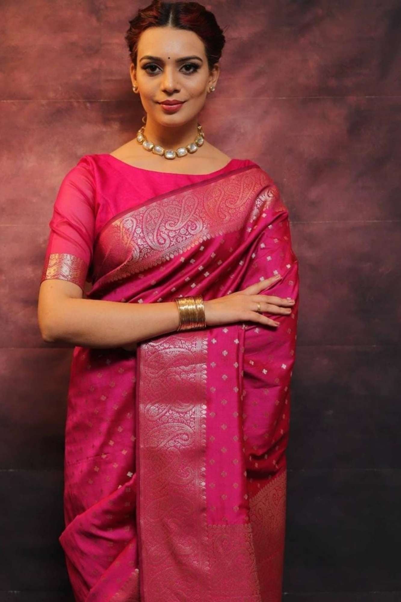 Soft Munga Katan inspired Silk with Rich Pallu , Zari Weaving Border & Handloom Wrap in 1 minute Saree