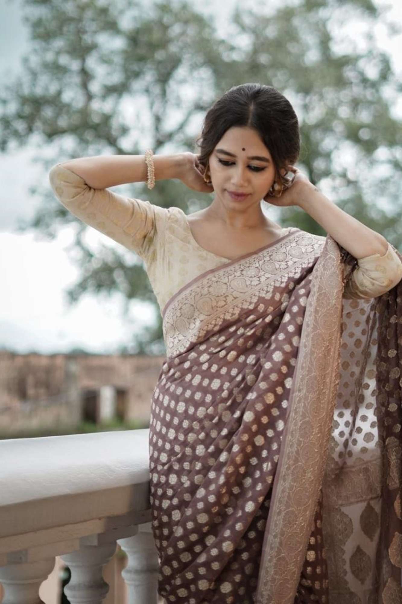 Dusty Rose Georgette Silk with All-Over Zari Motifs and Ornate Pallu Ready To Wear Saree