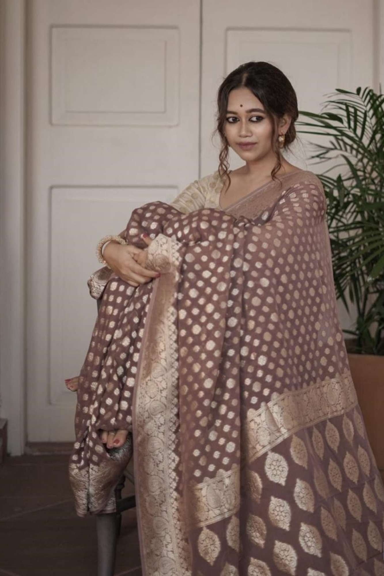 Dusty Rose Georgette Silk with All-Over Zari Motifs and Ornate Pallu Ready To Wear Saree