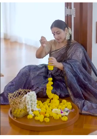 Deep Ink Blue Handwoven Vertical Zari Stripes Maheshwari Silk Cotton Saree Ready to wear saree