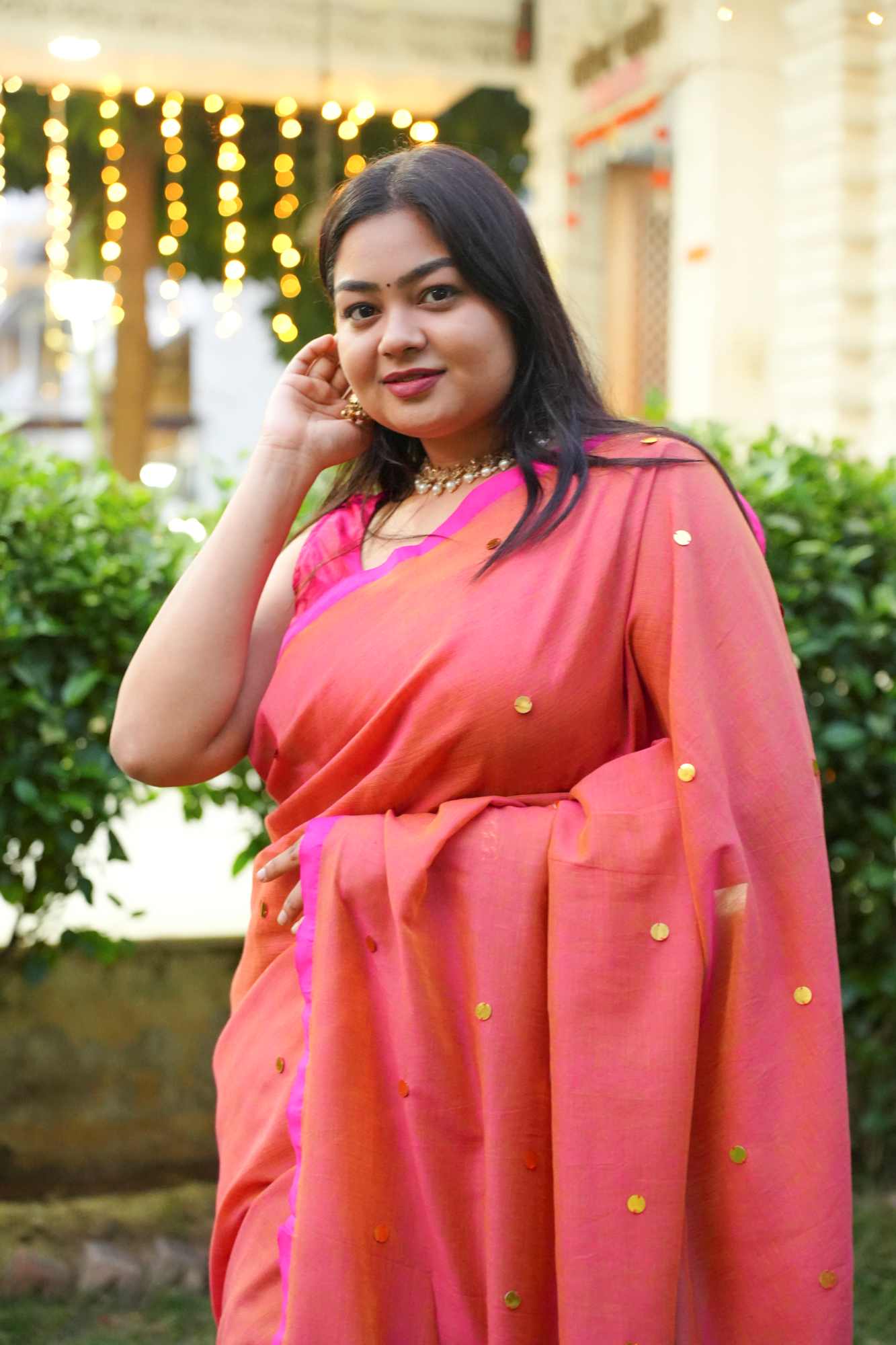 Handloom with handwoven Tikki all over prestitched saree