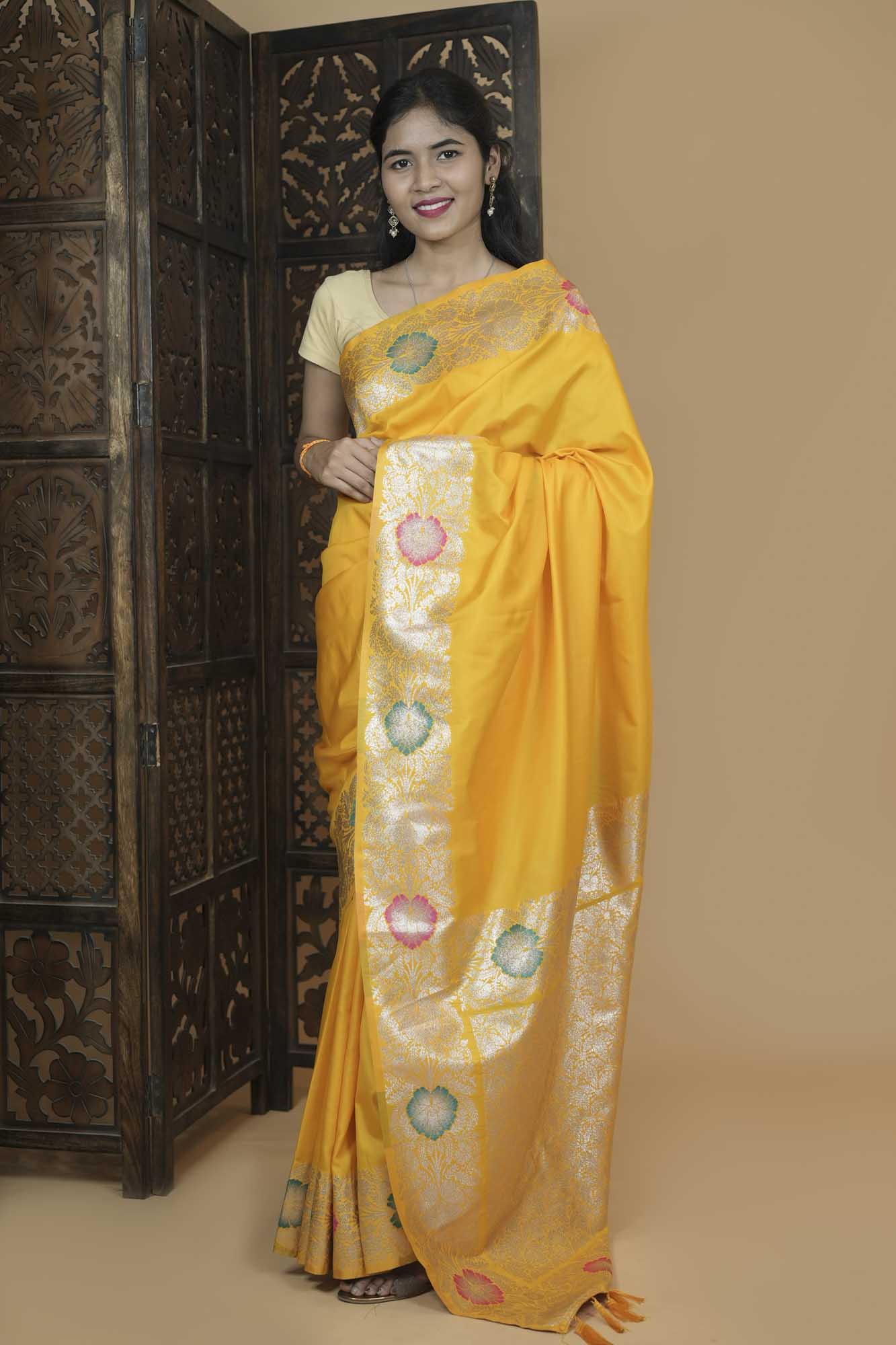 Minakari Woven Banarasi Prestiched Wrap In 1 Minute Saree