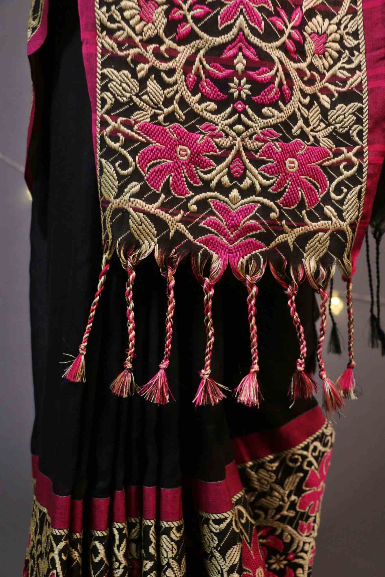 Begampuri woven wrap in 1 minute saree with naksha weaving - Isadora Life Online Shopping Store