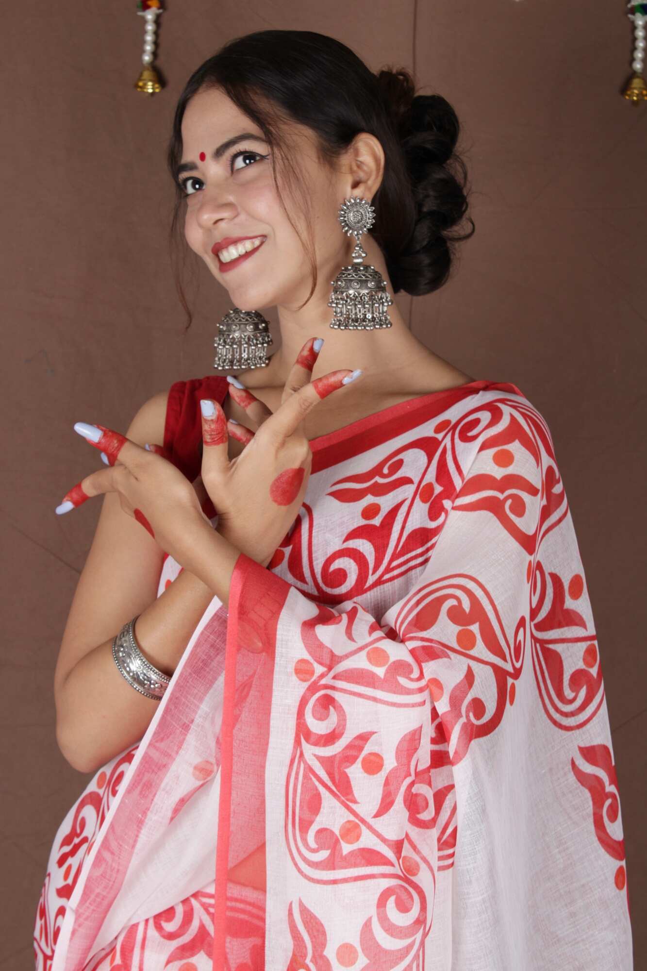 Wrap in 1 Minute Bengal Tant Red & White Handpainted Cotton Ready to Wear Saree With Ready Made Blouse - Isadora Life Online Shopping Store
